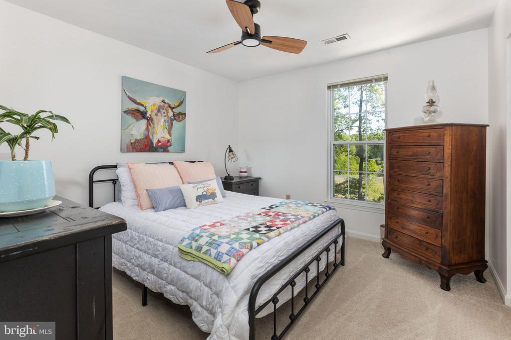 7901 COMMODORE CT, SPOTSYLVANIA, Virginia 22551, 5 Bedrooms Bedrooms, ,3 BathroomsBathrooms,Residential,7901 COMMODORE CT,VASP2041884 MLS # VASP2041884