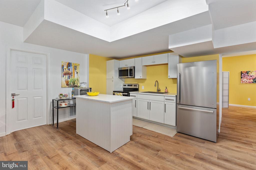 7901 COMMODORE CT, SPOTSYLVANIA, Virginia 22551, 5 Bedrooms Bedrooms, ,3 BathroomsBathrooms,Residential,7901 COMMODORE CT,VASP2041884 MLS # VASP2041884