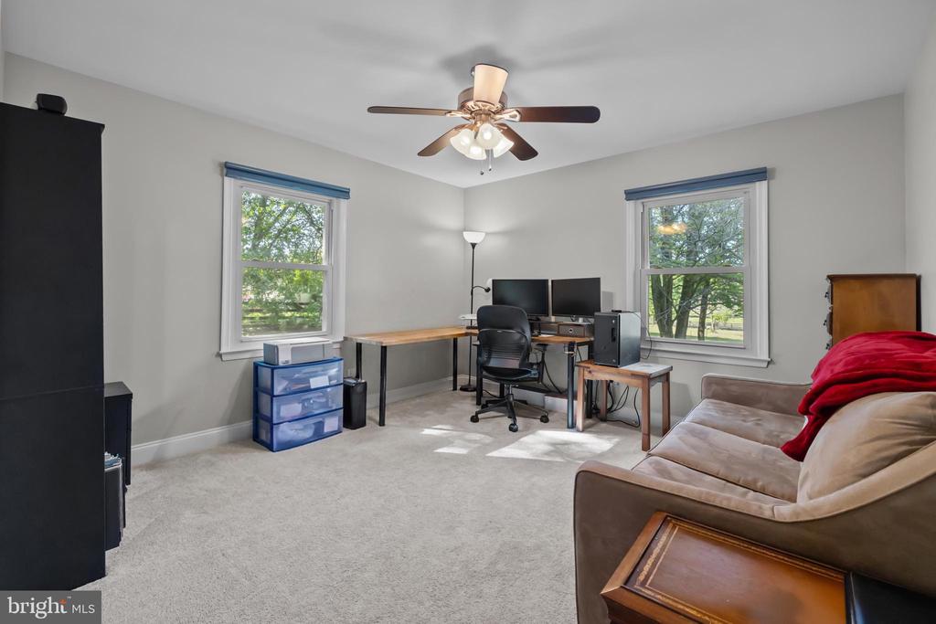 4300 RINGWOOD RD, NOKESVILLE, Virginia 20181, 5 Bedrooms Bedrooms, ,3 BathroomsBathrooms,Residential,4300 RINGWOOD RD,VAFQ2022050 MLS # VAFQ2022050