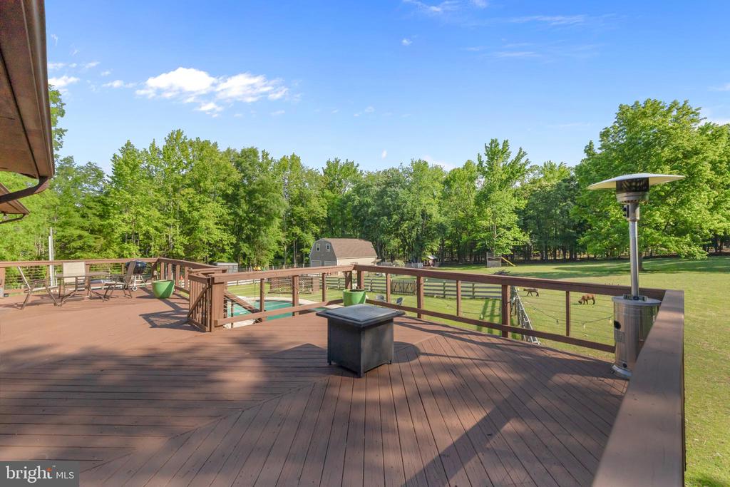 4300 RINGWOOD RD, NOKESVILLE, Virginia 20181, 5 Bedrooms Bedrooms, ,3 BathroomsBathrooms,Residential,4300 RINGWOOD RD,VAFQ2022050 MLS # VAFQ2022050