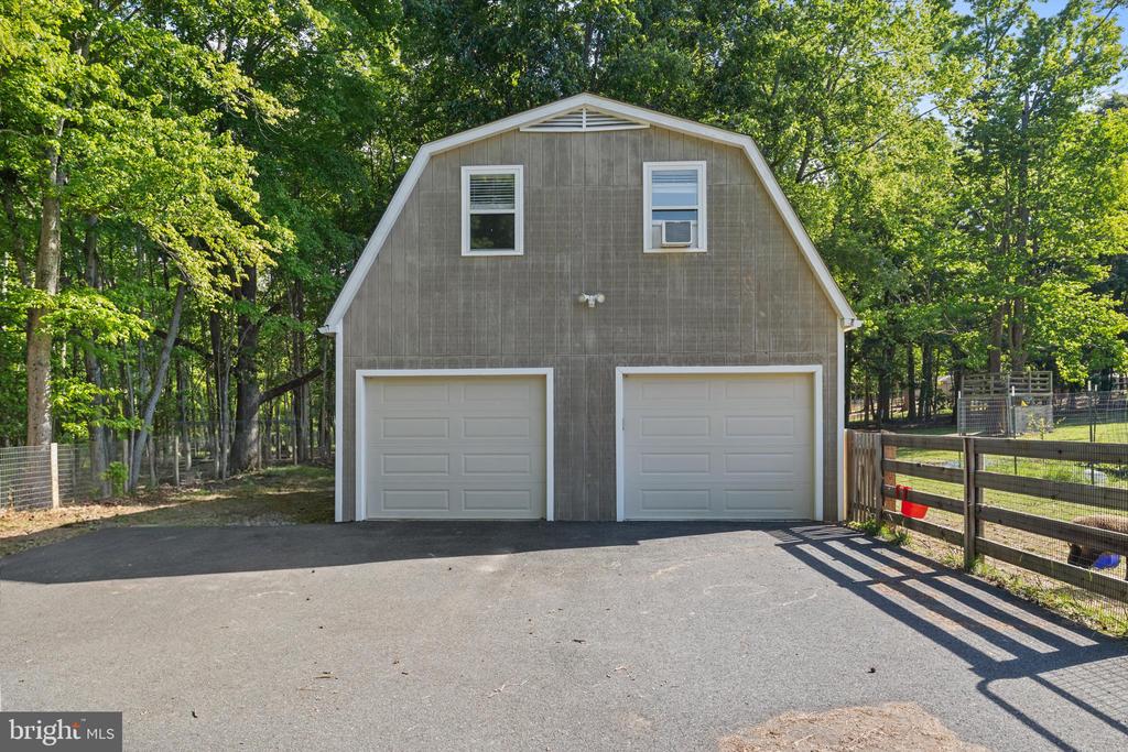 4300 RINGWOOD RD, NOKESVILLE, Virginia 20181, 5 Bedrooms Bedrooms, ,3 BathroomsBathrooms,Residential,4300 RINGWOOD RD,VAFQ2022050 MLS # VAFQ2022050