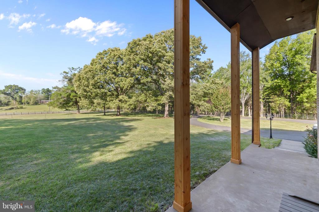 4300 RINGWOOD RD, NOKESVILLE, Virginia 20181, 5 Bedrooms Bedrooms, ,3 BathroomsBathrooms,Residential,4300 RINGWOOD RD,VAFQ2022050 MLS # VAFQ2022050