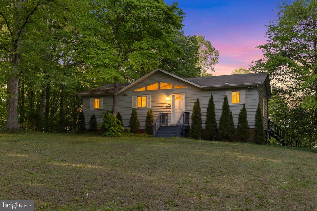 303 PINE DR, LOUISA, Virginia 23093, 4 Bedrooms Bedrooms, ,3 BathroomsBathrooms,Residential,303 PINE DR,VALA2009874 MLS # VALA2009874