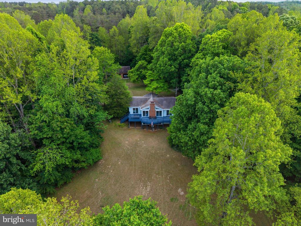 303 PINE DR, LOUISA, Virginia 23093, 4 Bedrooms Bedrooms, ,3 BathroomsBathrooms,Residential,303 PINE DR,VALA2009874 MLS # VALA2009874