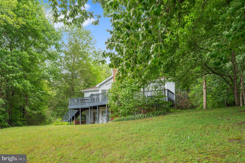 303 PINE DR, LOUISA, Virginia 23093, 4 Bedrooms Bedrooms, ,3 BathroomsBathrooms,Residential,303 PINE DR,VALA2009874 MLS # VALA2009874 303 PINE DR, LOUISA, Virginia 23093, 4 Bedrooms Bedrooms, ,3 BathroomsBathrooms,Residential,303 PINE DR,VALA2009874 MLS # VALA2009874