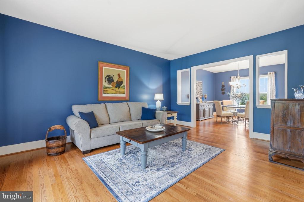 7424 EDINGTON, WARRENTON, Virginia 20187, 6 Bedrooms Bedrooms, ,4 BathroomsBathrooms,Residential,7424 EDINGTON,VAFQ2022034 MLS # VAFQ2022034