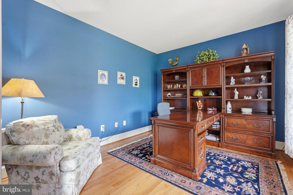 7424 EDINGTON, WARRENTON, Virginia 20187, 6 Bedrooms Bedrooms, ,4 BathroomsBathrooms,Residential,7424 EDINGTON,VAFQ2022034 MLS # VAFQ2022034