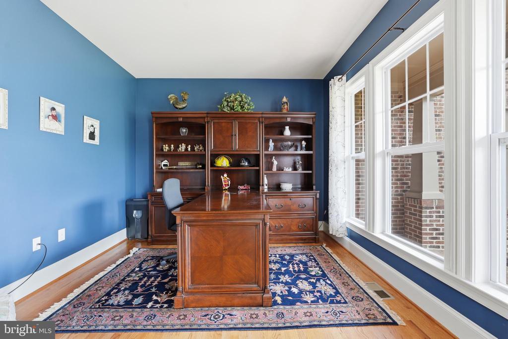 7424 EDINGTON, WARRENTON, Virginia 20187, 6 Bedrooms Bedrooms, ,4 BathroomsBathrooms,Residential,7424 EDINGTON,VAFQ2022034 MLS # VAFQ2022034