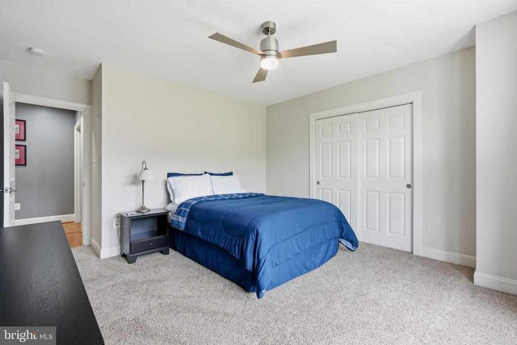 7424 EDINGTON, WARRENTON, Virginia 20187, 6 Bedrooms Bedrooms, ,4 BathroomsBathrooms,Residential,7424 EDINGTON,VAFQ2022034 MLS # VAFQ2022034
