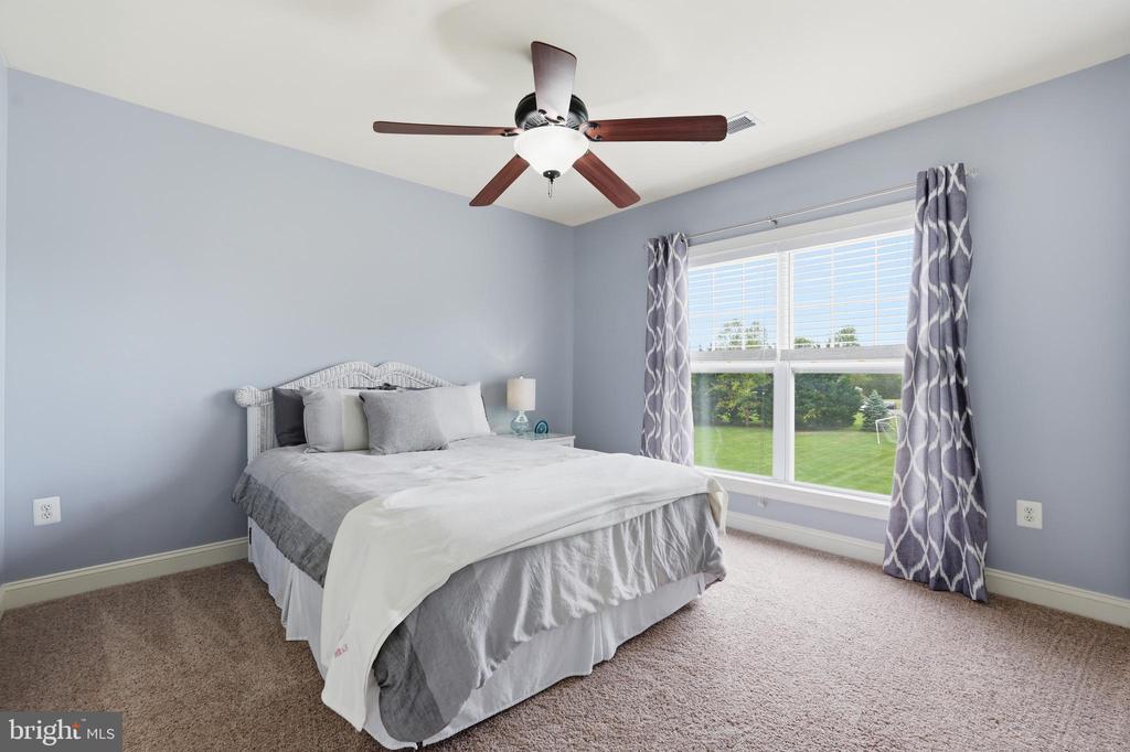 7424 EDINGTON, WARRENTON, Virginia 20187, 6 Bedrooms Bedrooms, ,4 BathroomsBathrooms,Residential,7424 EDINGTON,VAFQ2022034 MLS # VAFQ2022034