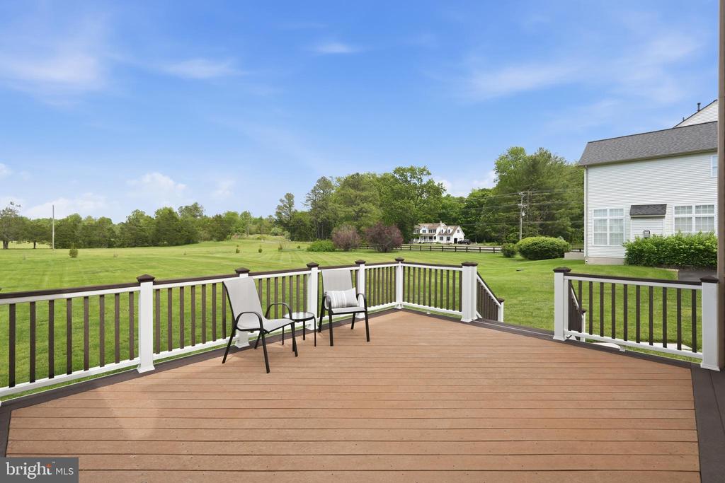 7424 EDINGTON, WARRENTON, Virginia 20187, 6 Bedrooms Bedrooms, ,4 BathroomsBathrooms,Residential,7424 EDINGTON,VAFQ2022034 MLS # VAFQ2022034