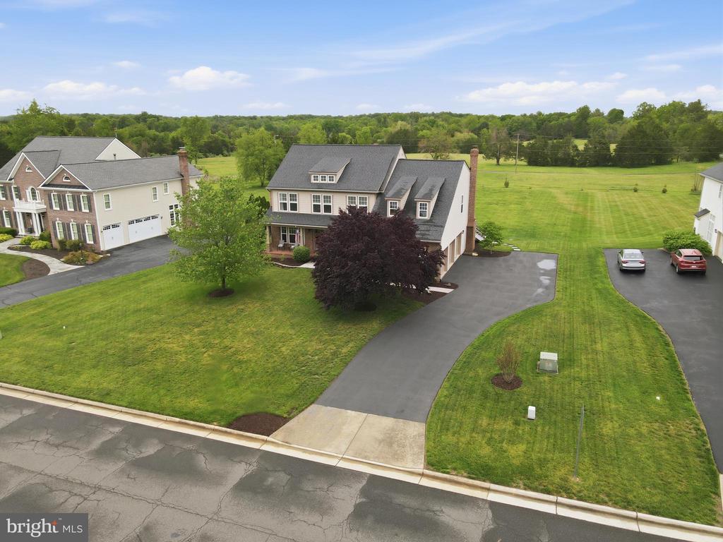 7424 EDINGTON, WARRENTON, Virginia 20187, 6 Bedrooms Bedrooms, ,4 BathroomsBathrooms,Residential,7424 EDINGTON,VAFQ2022034 MLS # VAFQ2022034