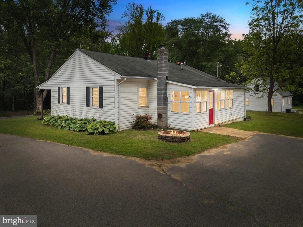 6800 PARTLOW RD, SPOTSYLVANIA, Virginia 22551, 3 Bedrooms Bedrooms, ,1 BathroomBathrooms,Residential,6800 PARTLOW RD,VASP2041680 MLS # VASP2041680