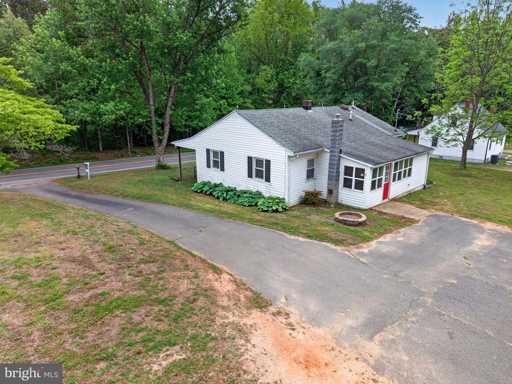 6800 PARTLOW RD, SPOTSYLVANIA, Virginia 22551, 3 Bedrooms Bedrooms, ,1 BathroomBathrooms,Residential,6800 PARTLOW RD,VASP2041680 MLS # VASP2041680