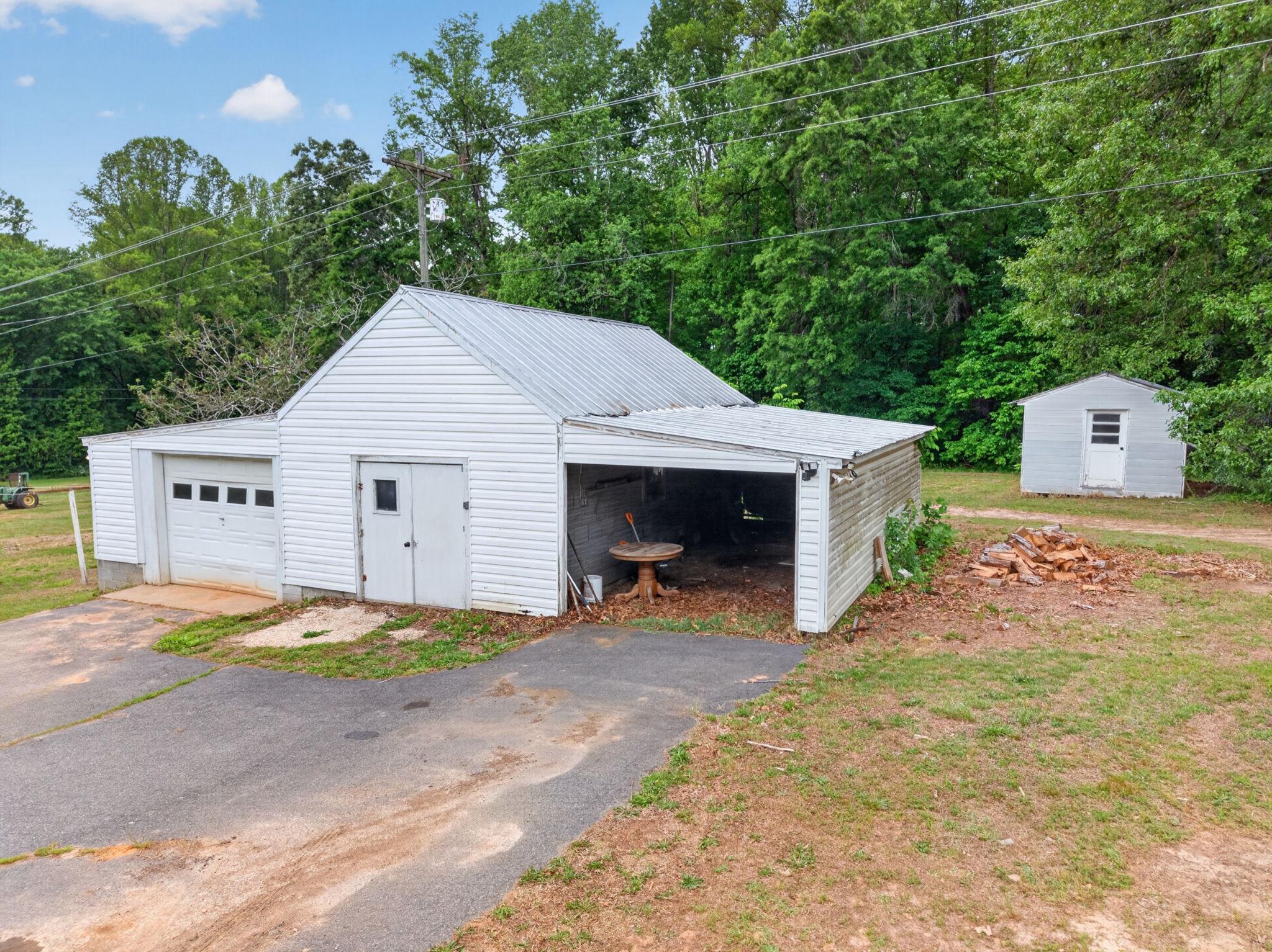 6800 PARTLOW RD, SPOTSYLVANIA, Virginia 22551, 3 Bedrooms Bedrooms, ,1 BathroomBathrooms,Residential,6800 PARTLOW RD,VASP2041680 MLS # VASP2041680