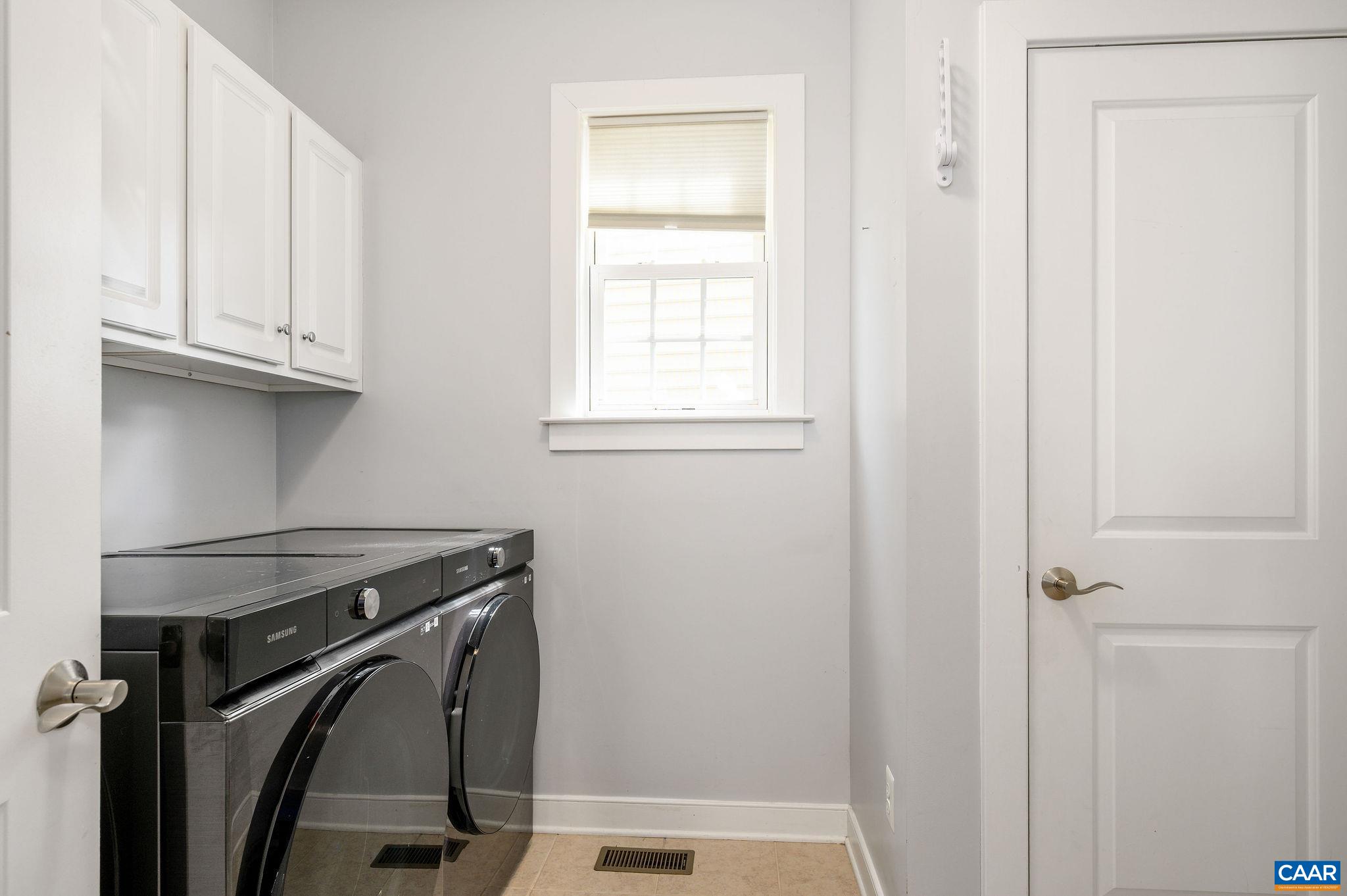 188 BROOKWOOD DR, CHARLOTTESVILLE, Virginia 22902, 5 Bedrooms Bedrooms, ,4 BathroomsBathrooms,Residential,188 BROOKWOOD DR,676630 MLS # 676630