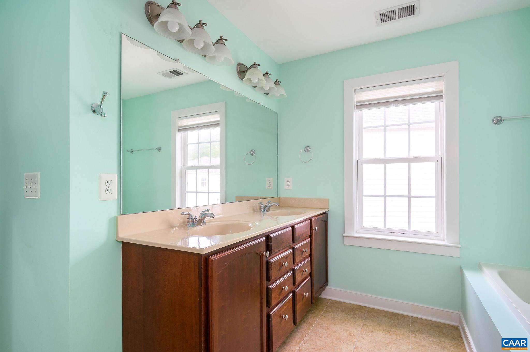 188 BROOKWOOD DR, CHARLOTTESVILLE, Virginia 22902, 5 Bedrooms Bedrooms, ,4 BathroomsBathrooms,Residential,188 BROOKWOOD DR,676630 MLS # 676630