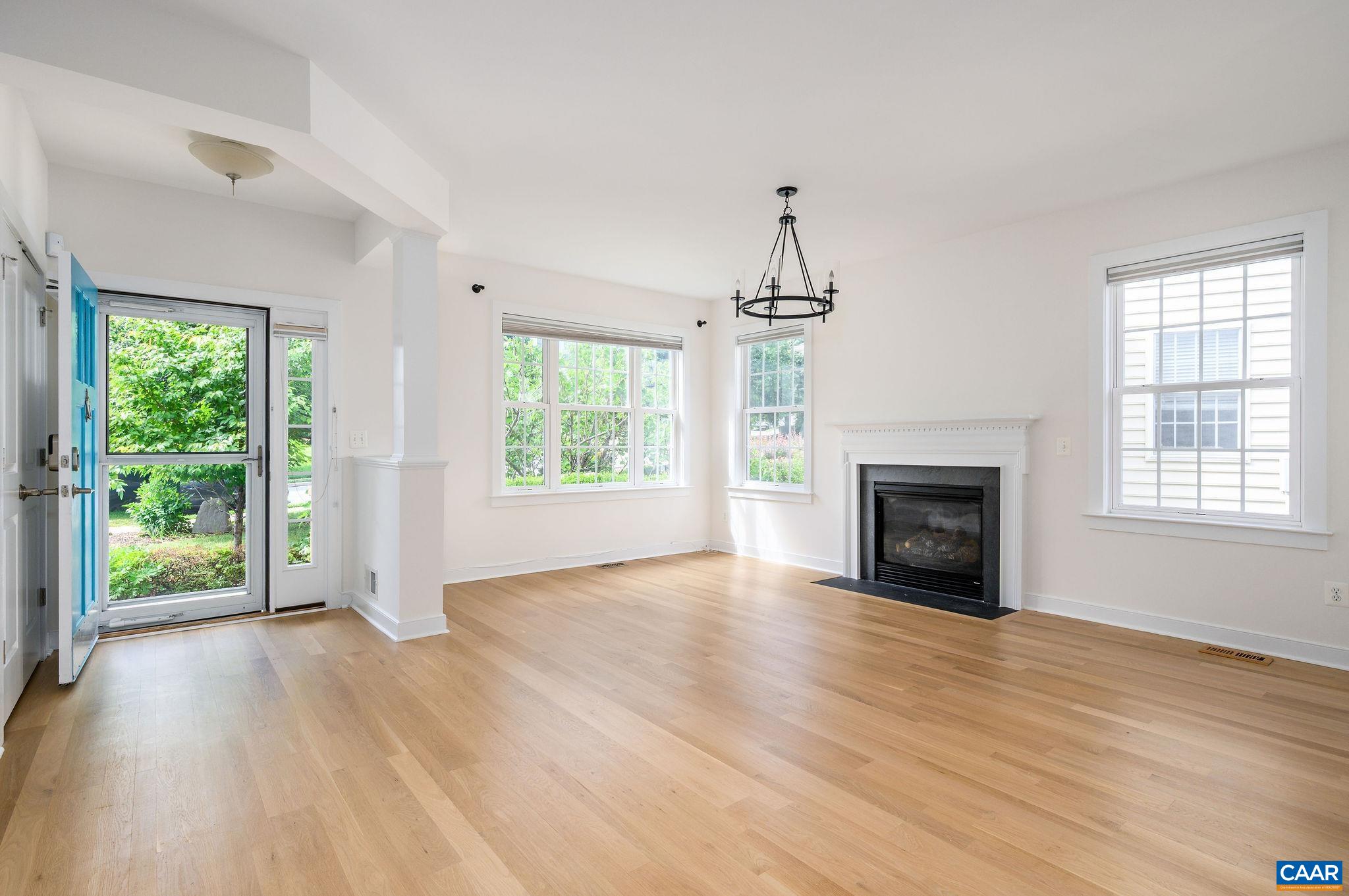 188 BROOKWOOD DR, CHARLOTTESVILLE, Virginia 22902, 5 Bedrooms Bedrooms, ,4 BathroomsBathrooms,Residential,188 BROOKWOOD DR,676630 MLS # 676630