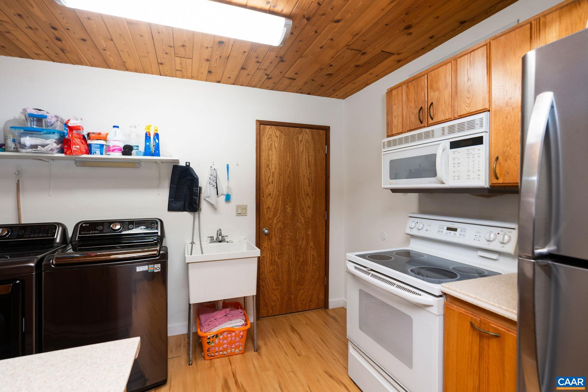 34 CHATHAM LN, PALMYRA, Virginia 22963, 3 Bedrooms Bedrooms, ,2 BathroomsBathrooms,Residential,34 CHATHAM LN,676750 MLS # 676750 34 CHATHAM LN, PALMYRA, Virginia 22963, 3 Bedrooms Bedrooms, ,2 BathroomsBathrooms,Residential,34 CHATHAM LN,676750 MLS # 676750