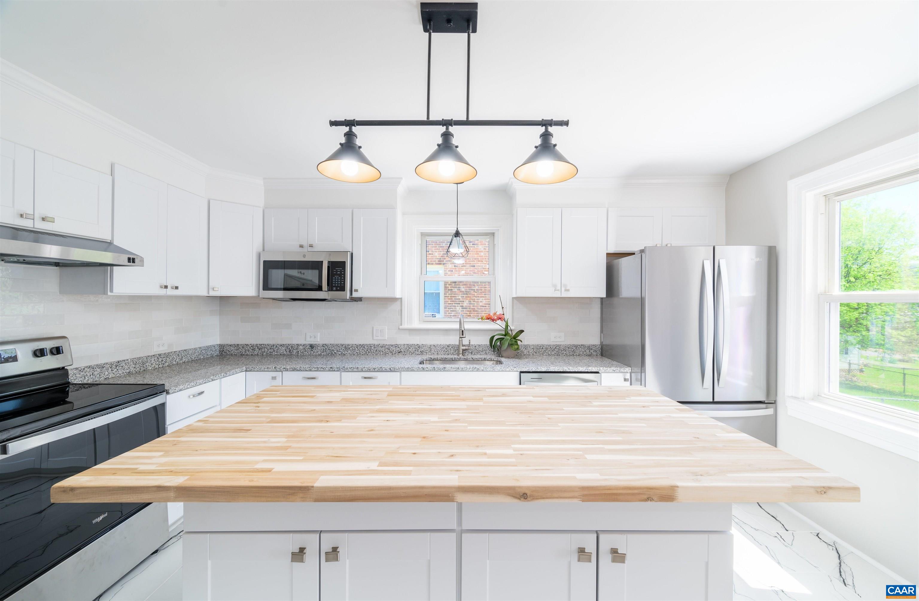 1036 LOCUST AVE, CHARLOTTESVILLE, Virginia 22901, 4 Bedrooms Bedrooms, ,3 BathroomsBathrooms,Residential,1036 LOCUST AVE,676855 MLS # 676855