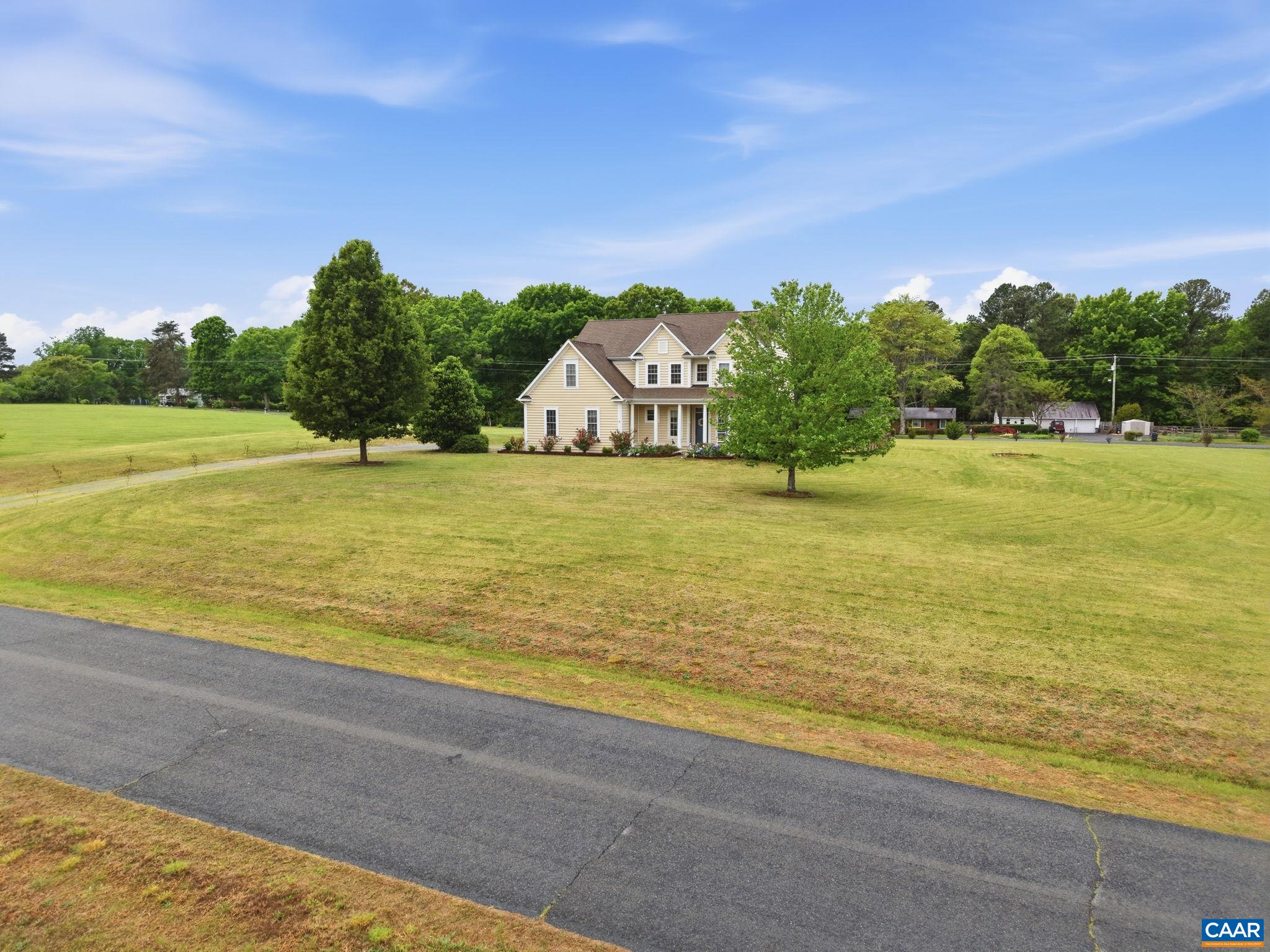 172 GLEBE LN, SCOTTSVILLE, Virginia 24590, 4 Bedrooms Bedrooms, ,2 BathroomsBathrooms,Residential,172 GLEBE LN,676875 MLS # 676875