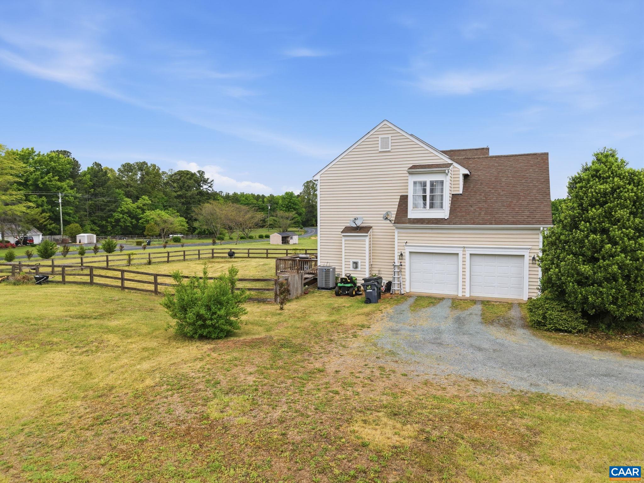 172 GLEBE LN, SCOTTSVILLE, Virginia 24590, 4 Bedrooms Bedrooms, ,2 BathroomsBathrooms,Residential,172 GLEBE LN,676875 MLS # 676875