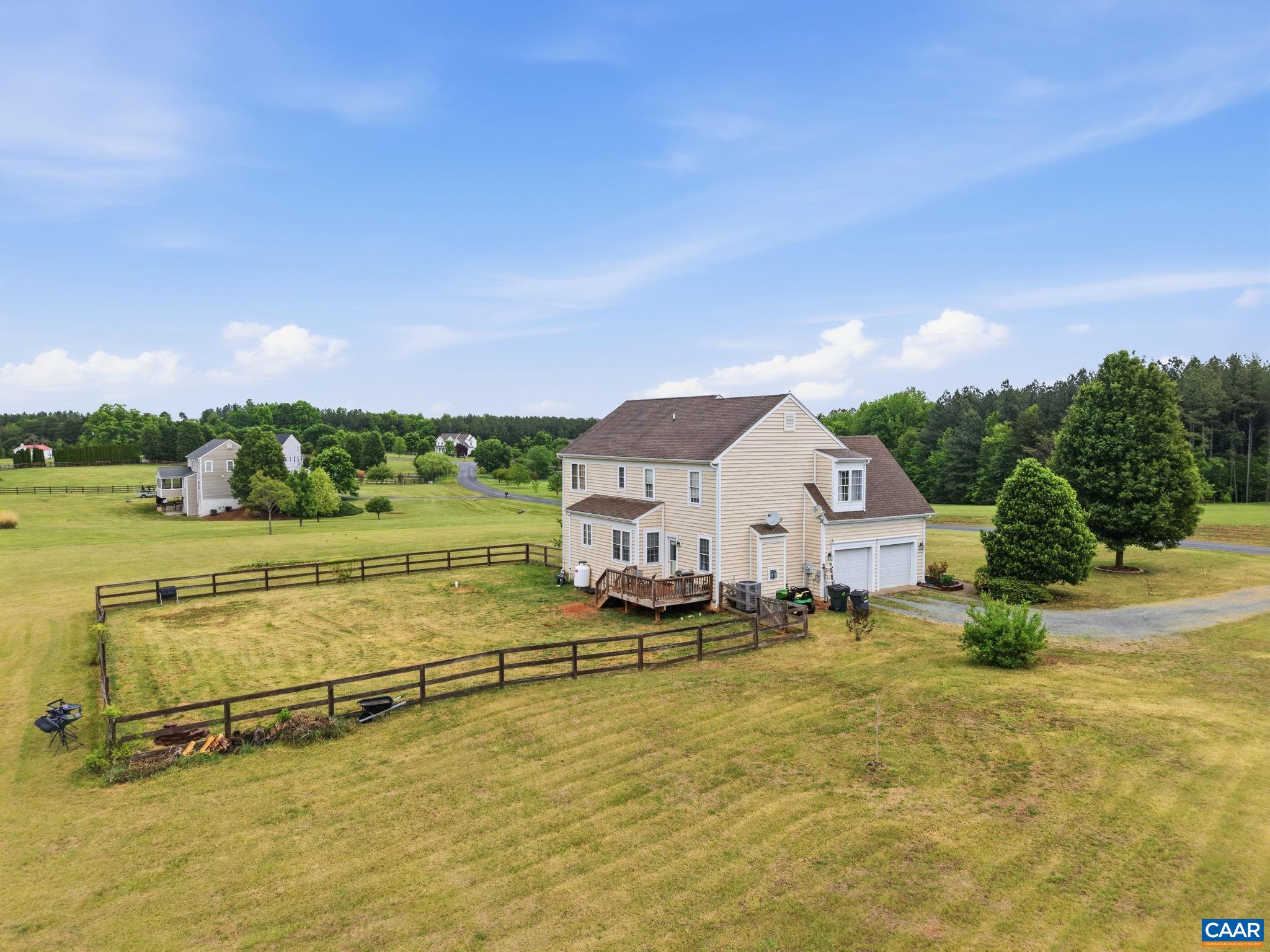 172 GLEBE LN, SCOTTSVILLE, Virginia 24590, 4 Bedrooms Bedrooms, ,2 BathroomsBathrooms,Residential,172 GLEBE LN,676875 MLS # 676875
