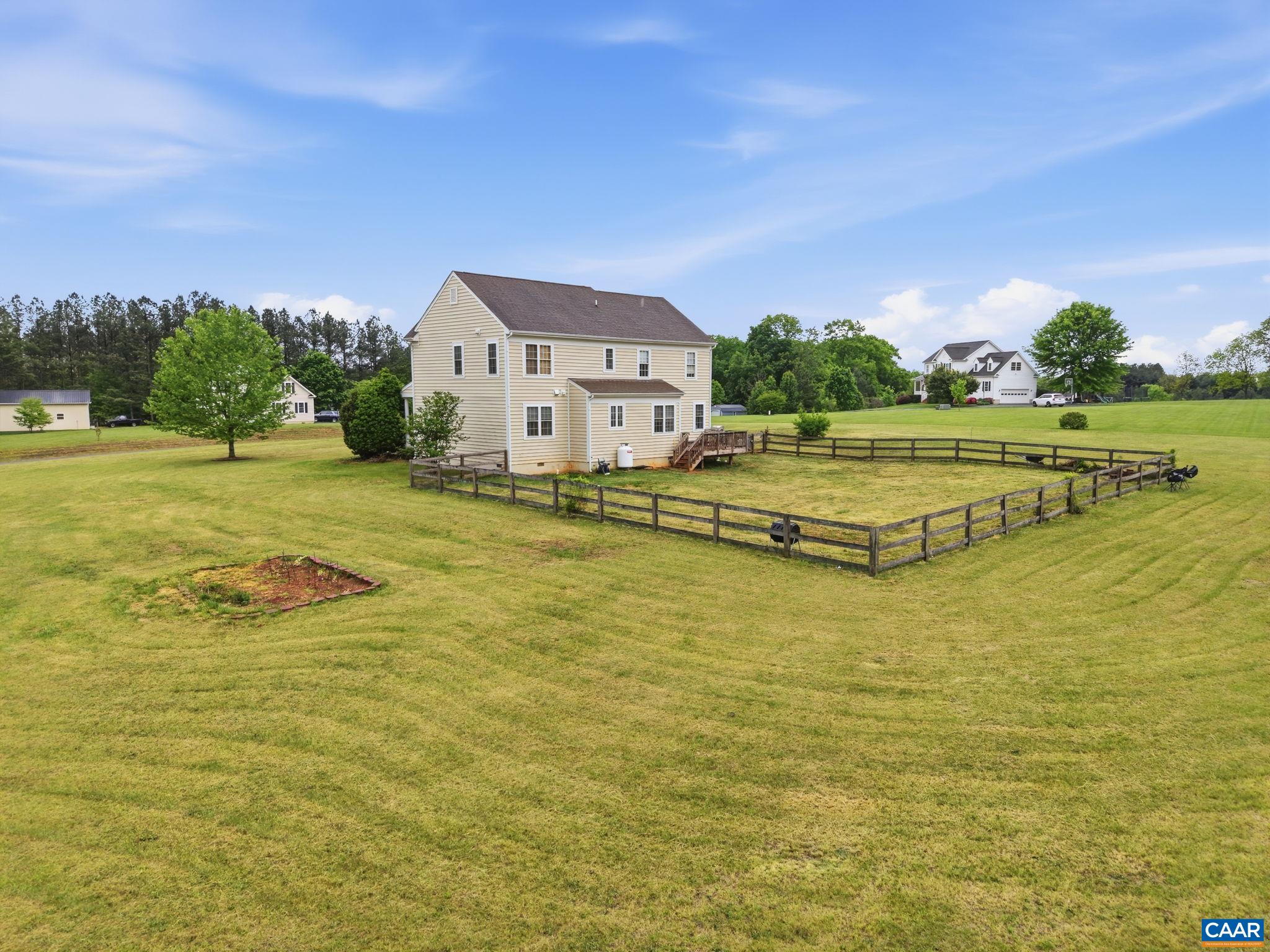172 GLEBE LN, SCOTTSVILLE, Virginia 24590, 4 Bedrooms Bedrooms, ,2 BathroomsBathrooms,Residential,172 GLEBE LN,676875 MLS # 676875
