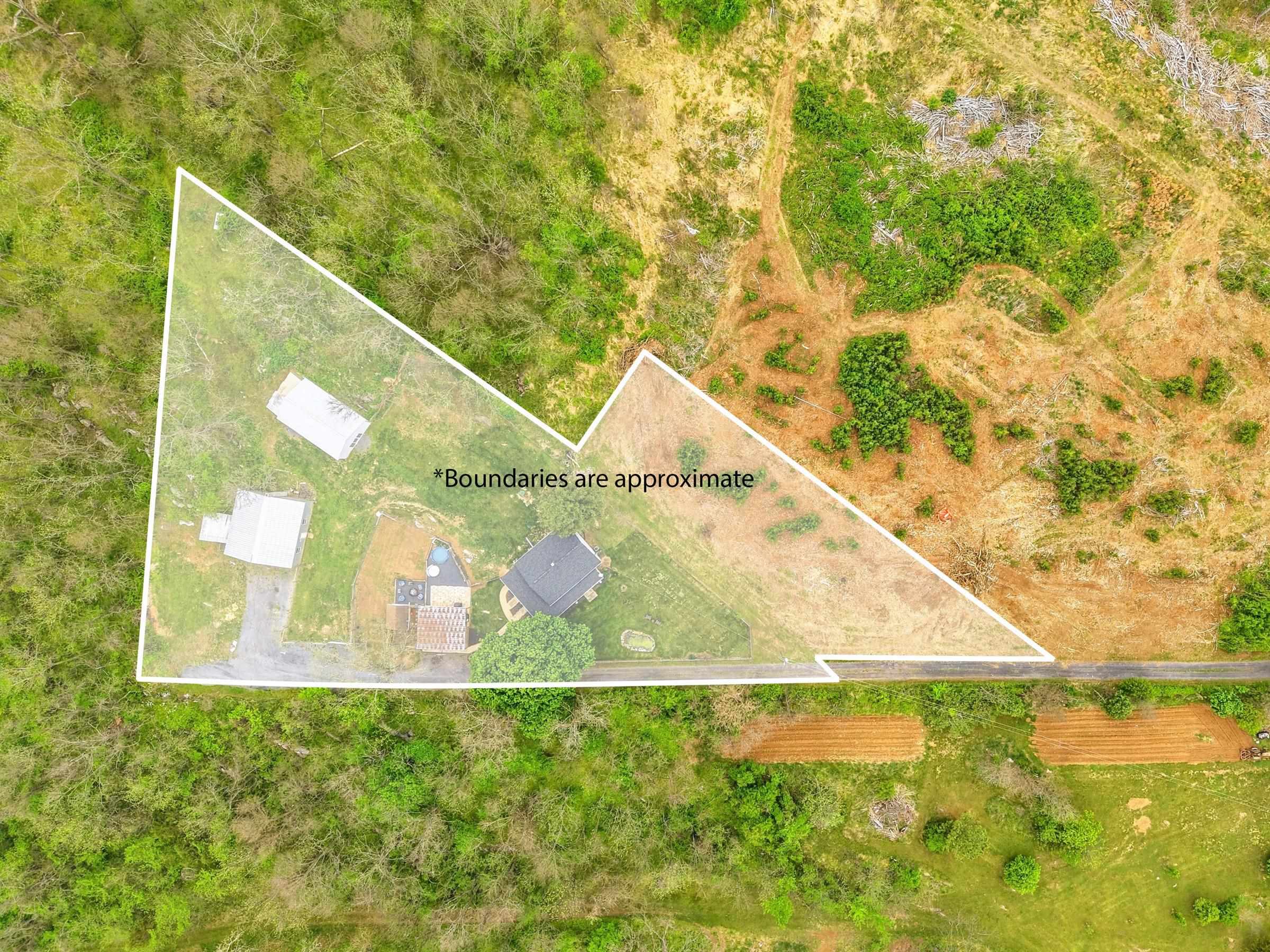 772 PINEWOODS RD, QUICKSBURG, Virginia 22847, 3 Bedrooms Bedrooms, ,1 BathroomBathrooms,Residential,772 PINEWOODS RD,676942 MLS # 676942