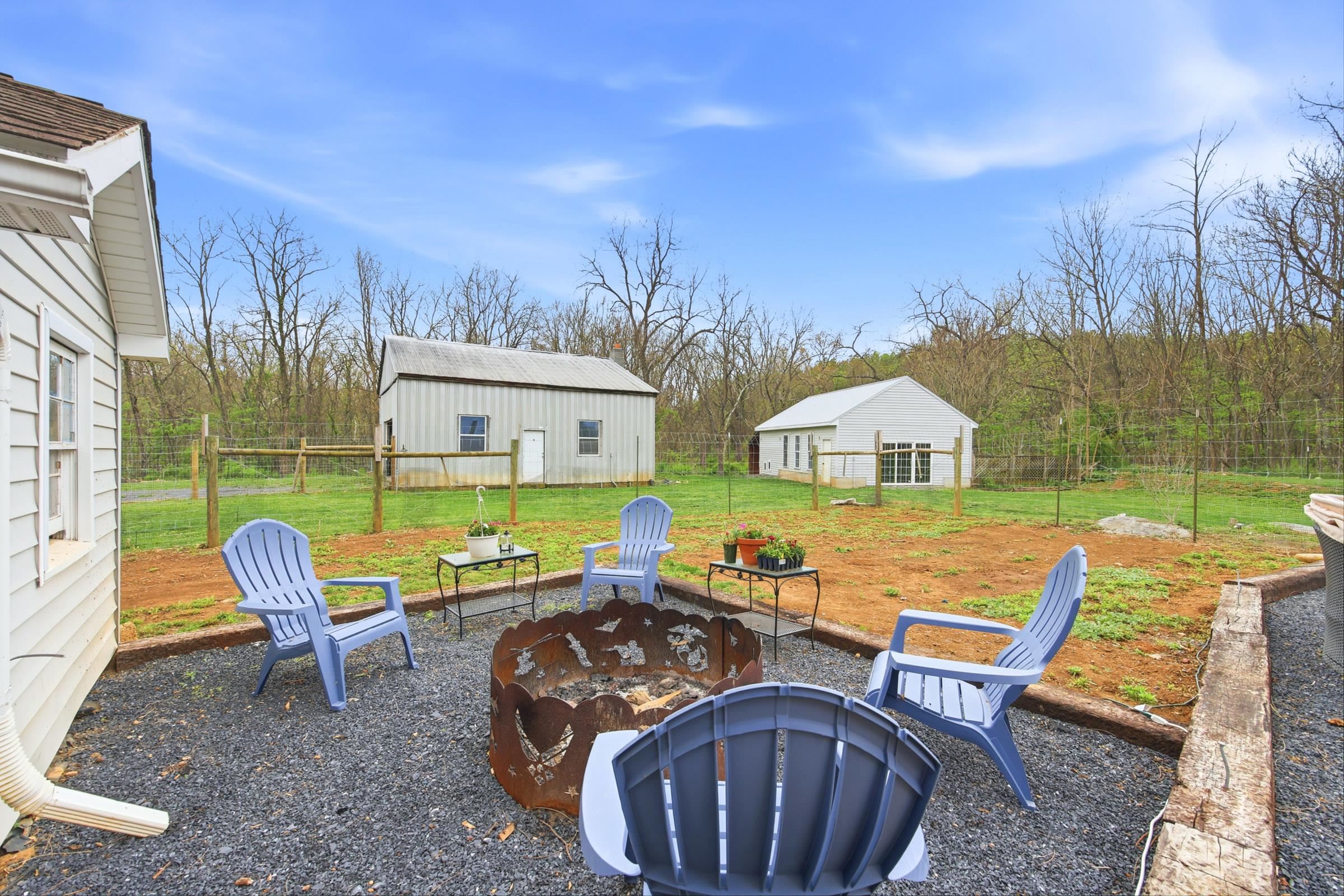 772 PINEWOODS RD, QUICKSBURG, Virginia 22847, 3 Bedrooms Bedrooms, ,1 BathroomBathrooms,Residential,772 PINEWOODS RD,676942 MLS # 676942