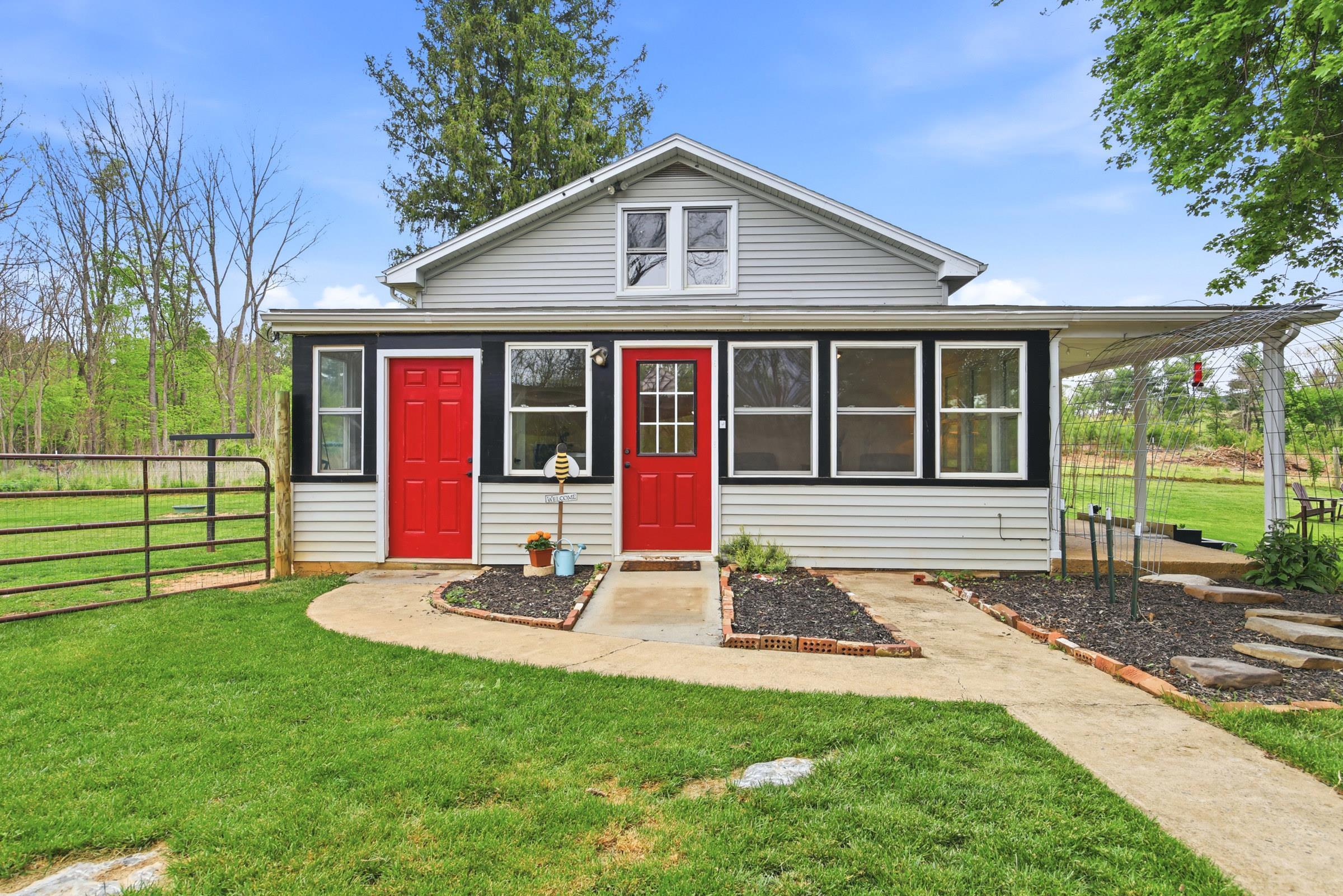 772 PINEWOODS RD, QUICKSBURG, Virginia 22847, 3 Bedrooms Bedrooms, ,1 BathroomBathrooms,Residential,772 PINEWOODS RD,676942 MLS # 676942