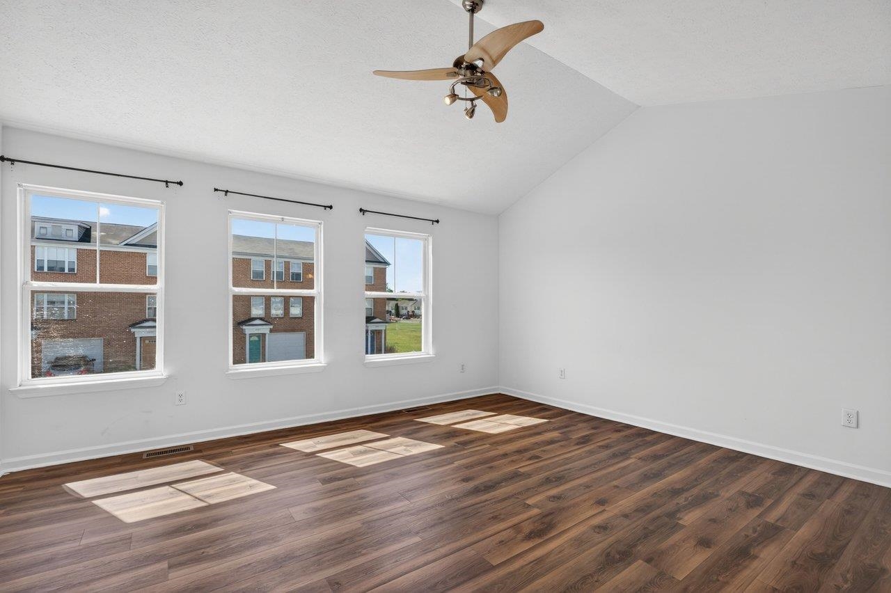 1226 OLD RICHMOND CIR, HARRISONBURG, Virginia 22802, 3 Bedrooms Bedrooms, ,3 BathroomsBathrooms,Residential,1226 OLD RICHMOND CIR,676976 MLS # 676976