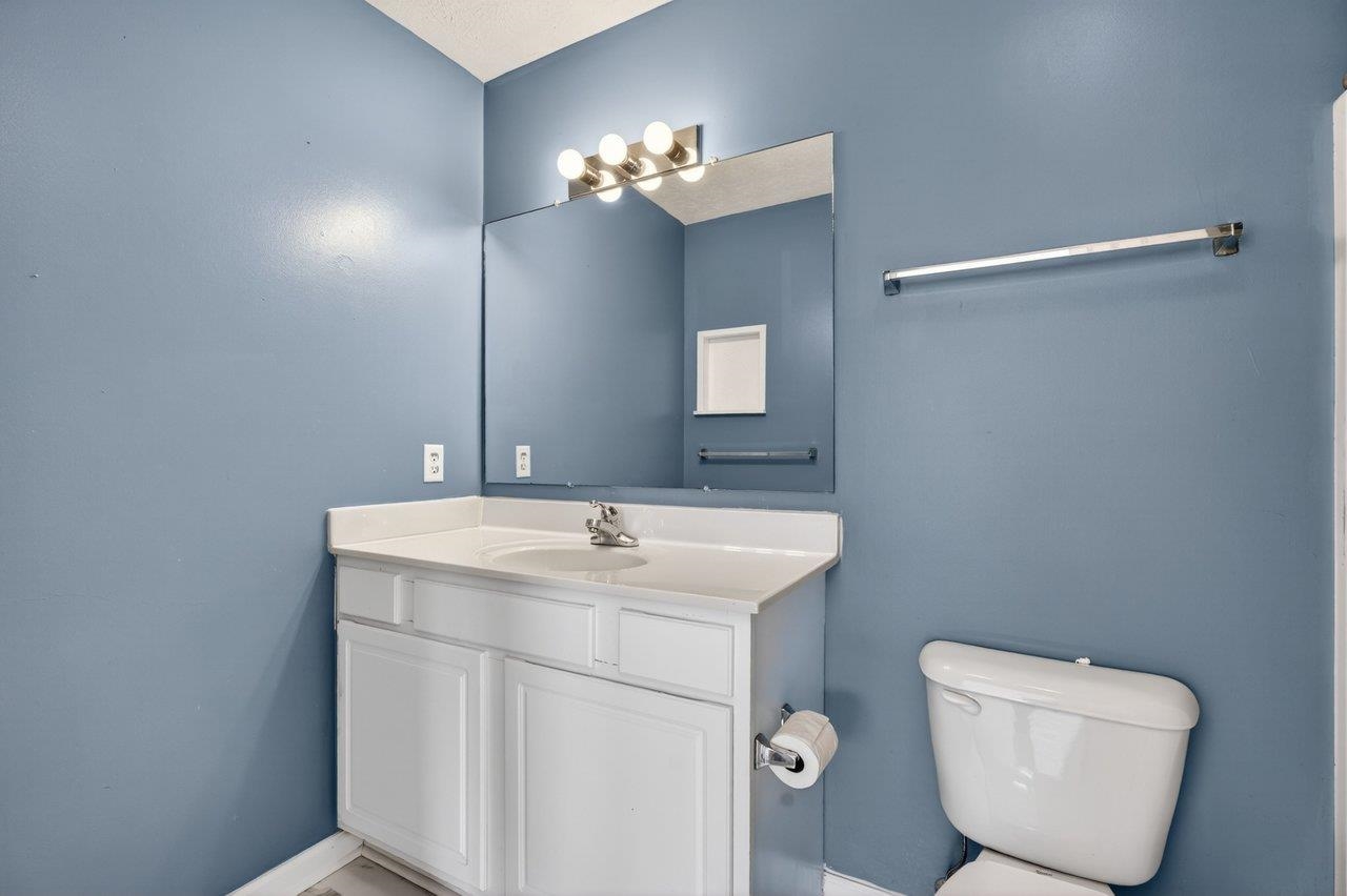 1226 OLD RICHMOND CIR, HARRISONBURG, Virginia 22802, 3 Bedrooms Bedrooms, ,3 BathroomsBathrooms,Residential,1226 OLD RICHMOND CIR,676976 MLS # 676976