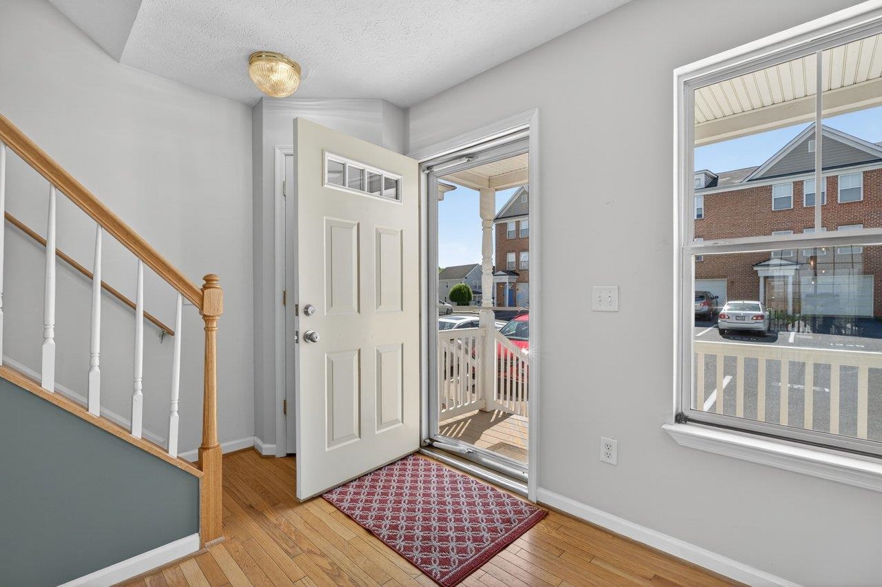 1226 OLD RICHMOND CIR, HARRISONBURG, Virginia 22802, 3 Bedrooms Bedrooms, ,3 BathroomsBathrooms,Residential,1226 OLD RICHMOND CIR,676976 MLS # 676976