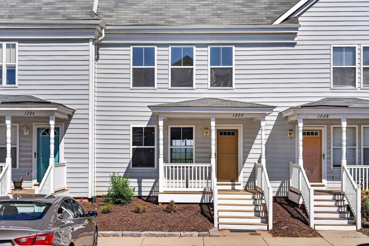 1226 OLD RICHMOND CIR, HARRISONBURG, Virginia 22802, 3 Bedrooms Bedrooms, ,3 BathroomsBathrooms,Residential,1226 OLD RICHMOND CIR,676976 MLS # 676976