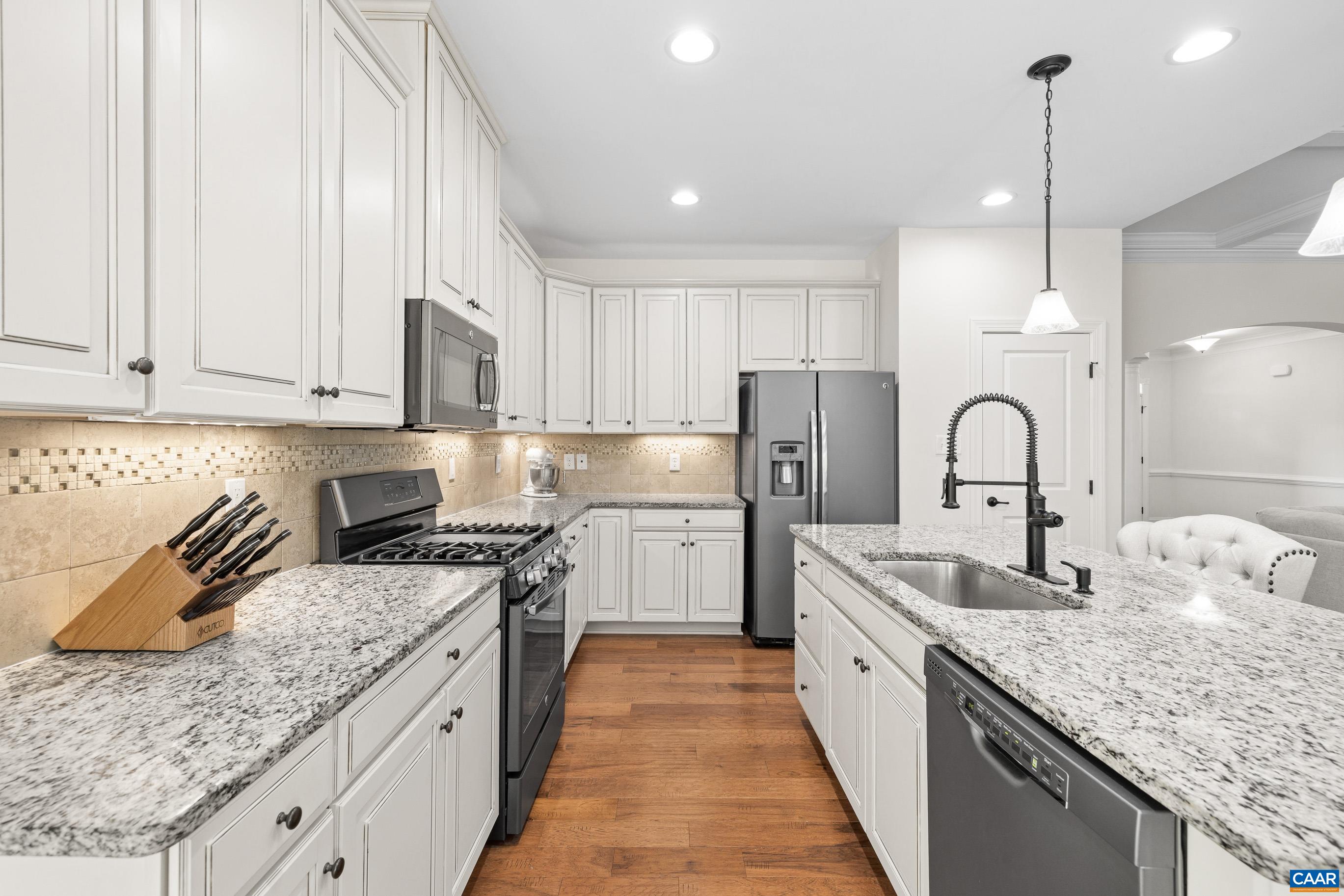 302 MANOR BLVD, PALMYRA, Virginia 22963, 3 Bedrooms Bedrooms, ,3 BathroomsBathrooms,Residential,302 MANOR BLVD,677084 MLS # 677084