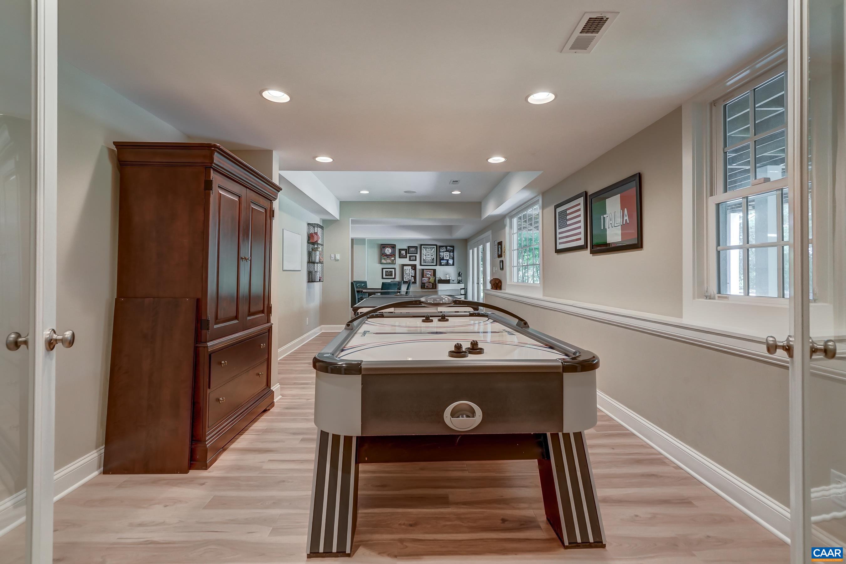 6532 WOODBOURNE LN, CROZET, Virginia 22932, 6 Bedrooms Bedrooms, ,4 BathroomsBathrooms,Residential,6532 WOODBOURNE LN,677098 MLS # 677098