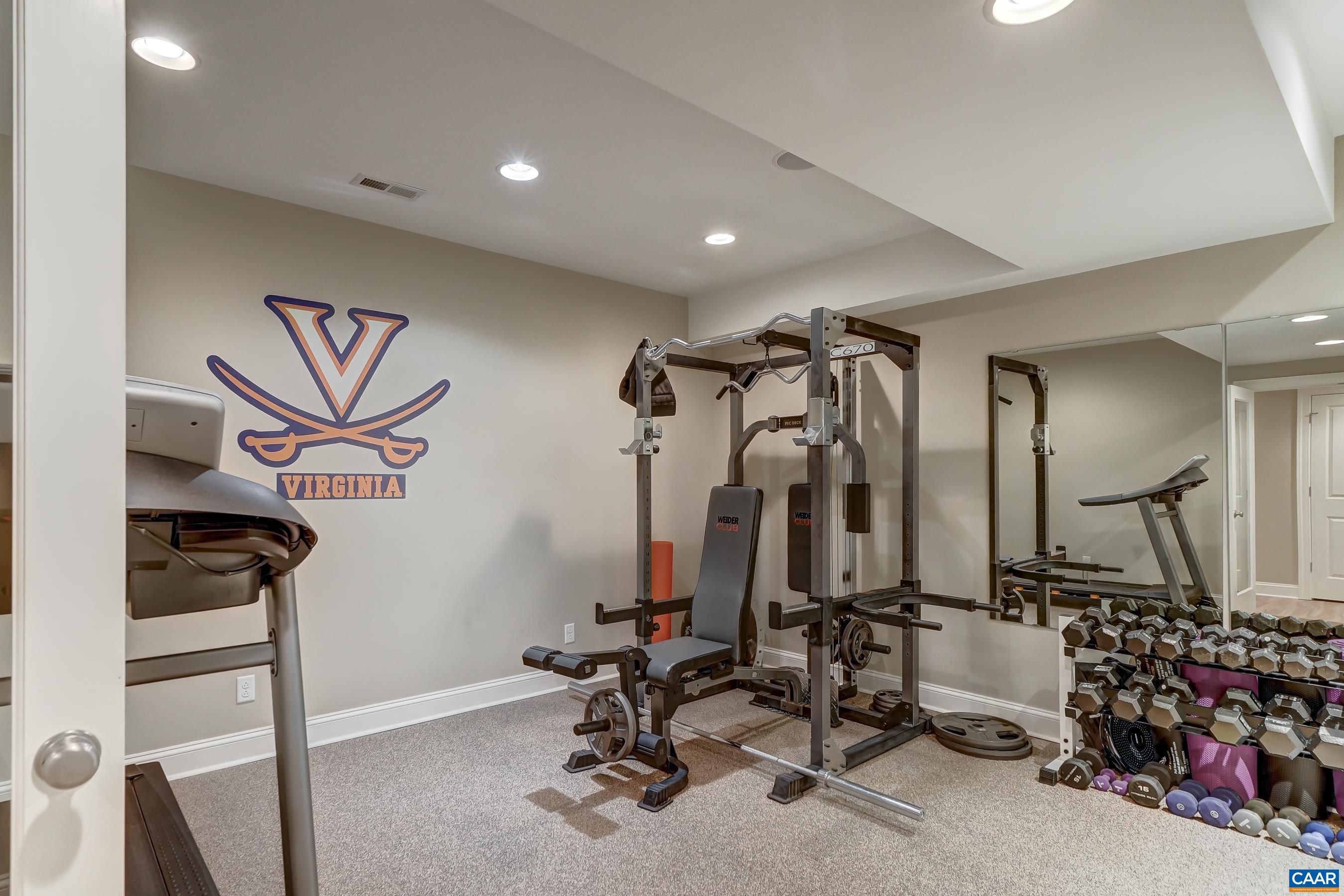 Workout room with rubber flooring