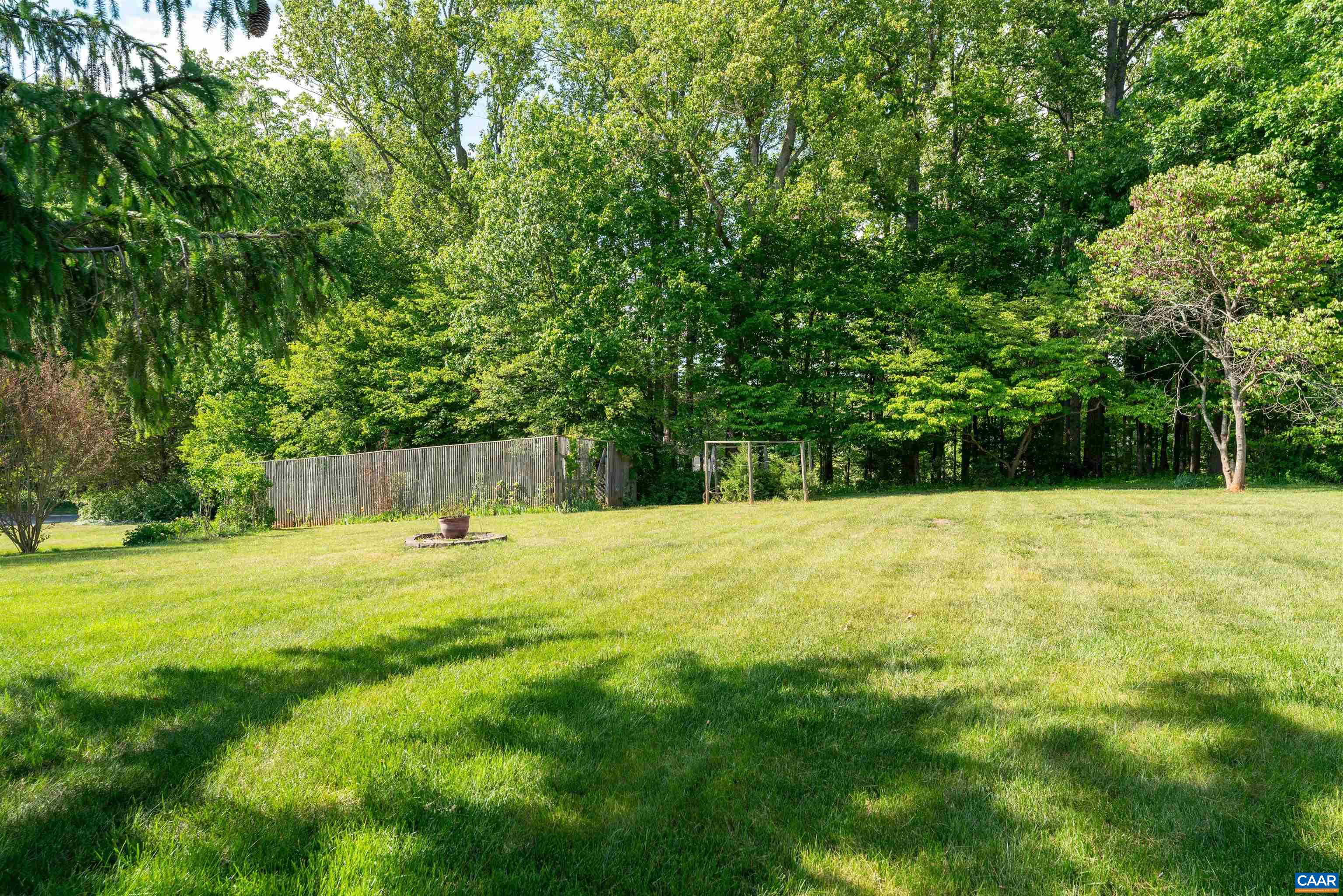 1221 WEST LEIGH DR, CHARLOTTESVILLE, Virginia 22901, 2 Bedrooms Bedrooms, ,3 BathroomsBathrooms,Residential,1221 WEST LEIGH DR,677126 MLS # 677126