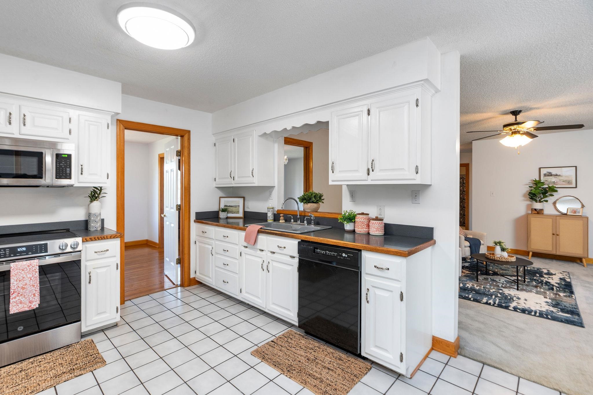23 ENTRY SCHOOL RD, WAYNESBORO, Virginia 22980, 3 Bedrooms Bedrooms, ,2 BathroomsBathrooms,Residential,23 ENTRY SCHOOL RD,677132 MLS # 677132 23 ENTRY SCHOOL RD, WAYNESBORO, Virginia 22980, 3 Bedrooms Bedrooms, ,2 BathroomsBathrooms,Residential,23 ENTRY SCHOOL RD,677132 MLS # 677132