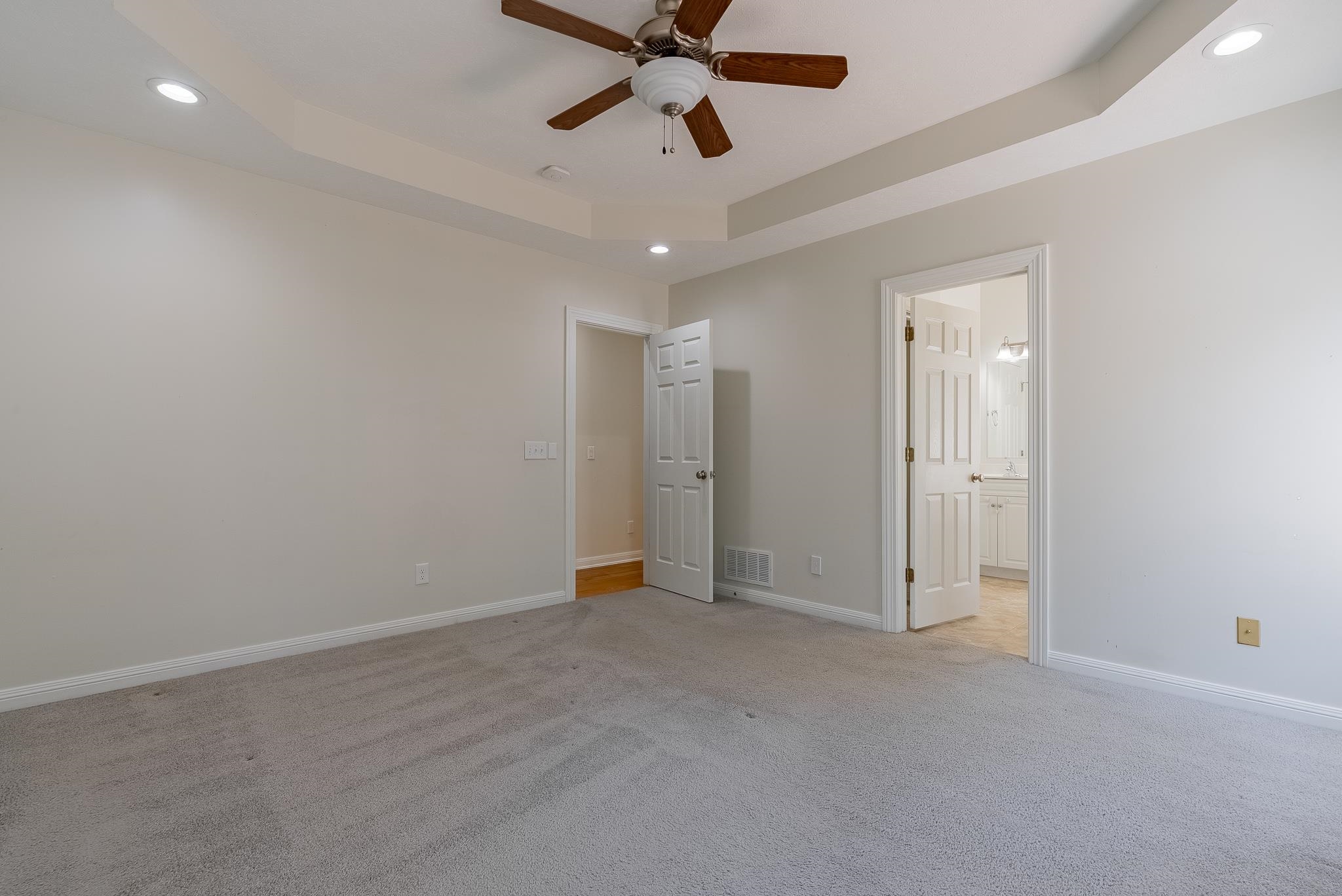156 CHELSEA CIR, HARRISONBURG, Virginia 22801, 4 Bedrooms Bedrooms, ,3 BathroomsBathrooms,Residential,156 CHELSEA CIR,677134 MLS # 677134
