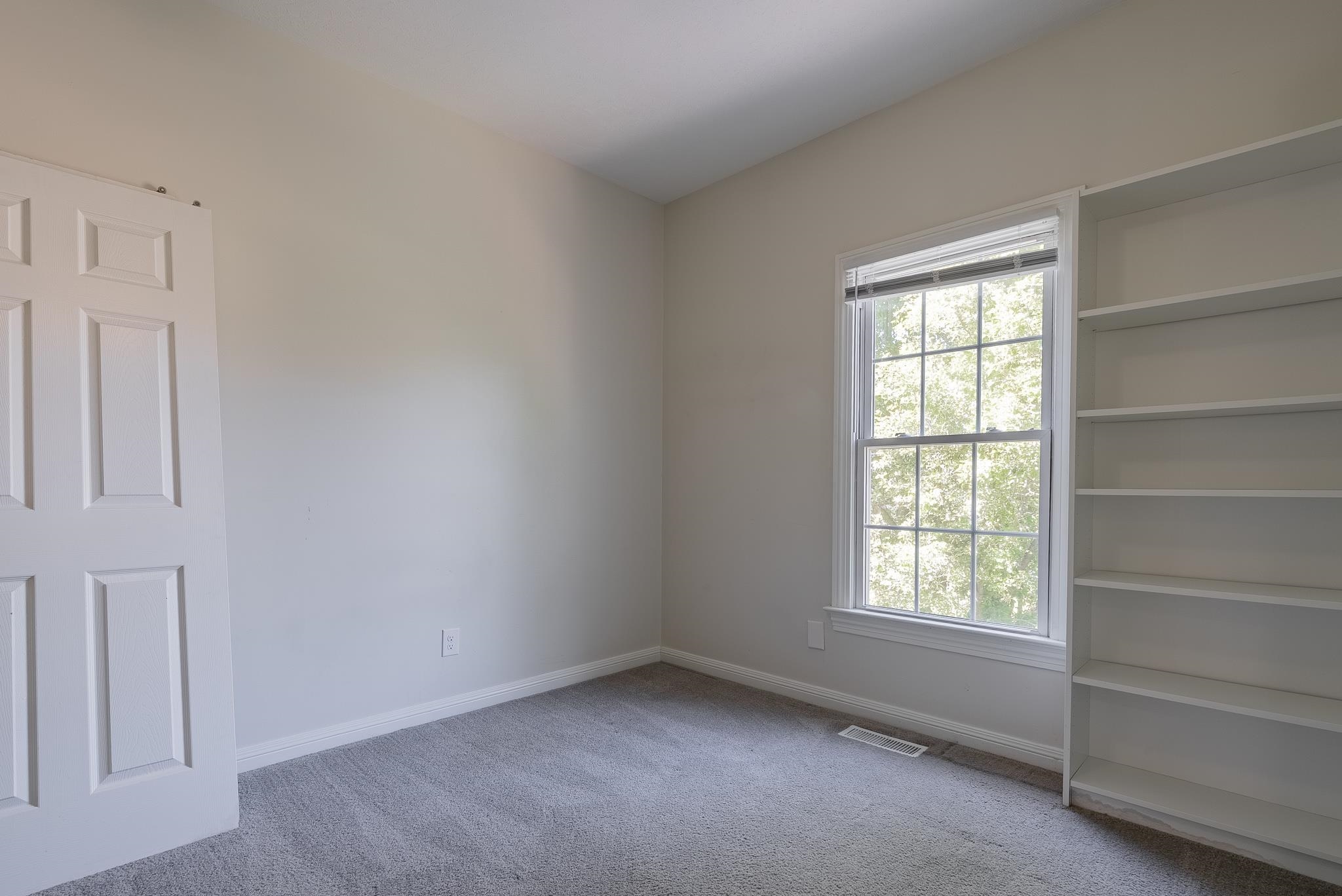156 CHELSEA CIR, HARRISONBURG, Virginia 22801, 4 Bedrooms Bedrooms, ,3 BathroomsBathrooms,Residential,156 CHELSEA CIR,677134 MLS # 677134