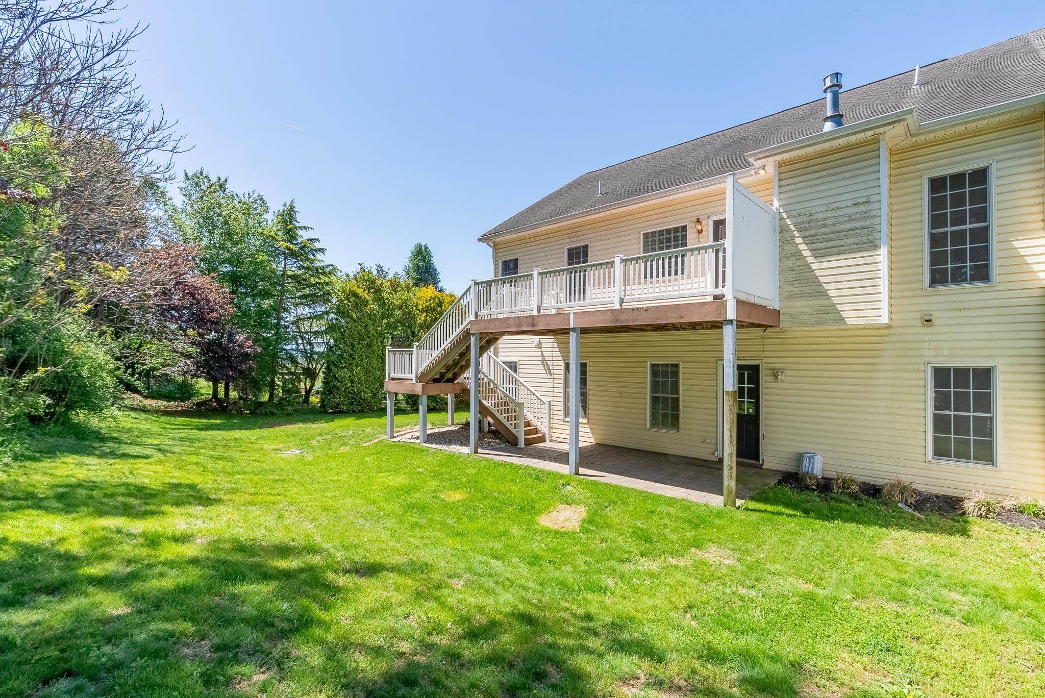 156 CHELSEA CIR, HARRISONBURG, Virginia 22801, 4 Bedrooms Bedrooms, ,3 BathroomsBathrooms,Residential,156 CHELSEA CIR,677134 MLS # 677134