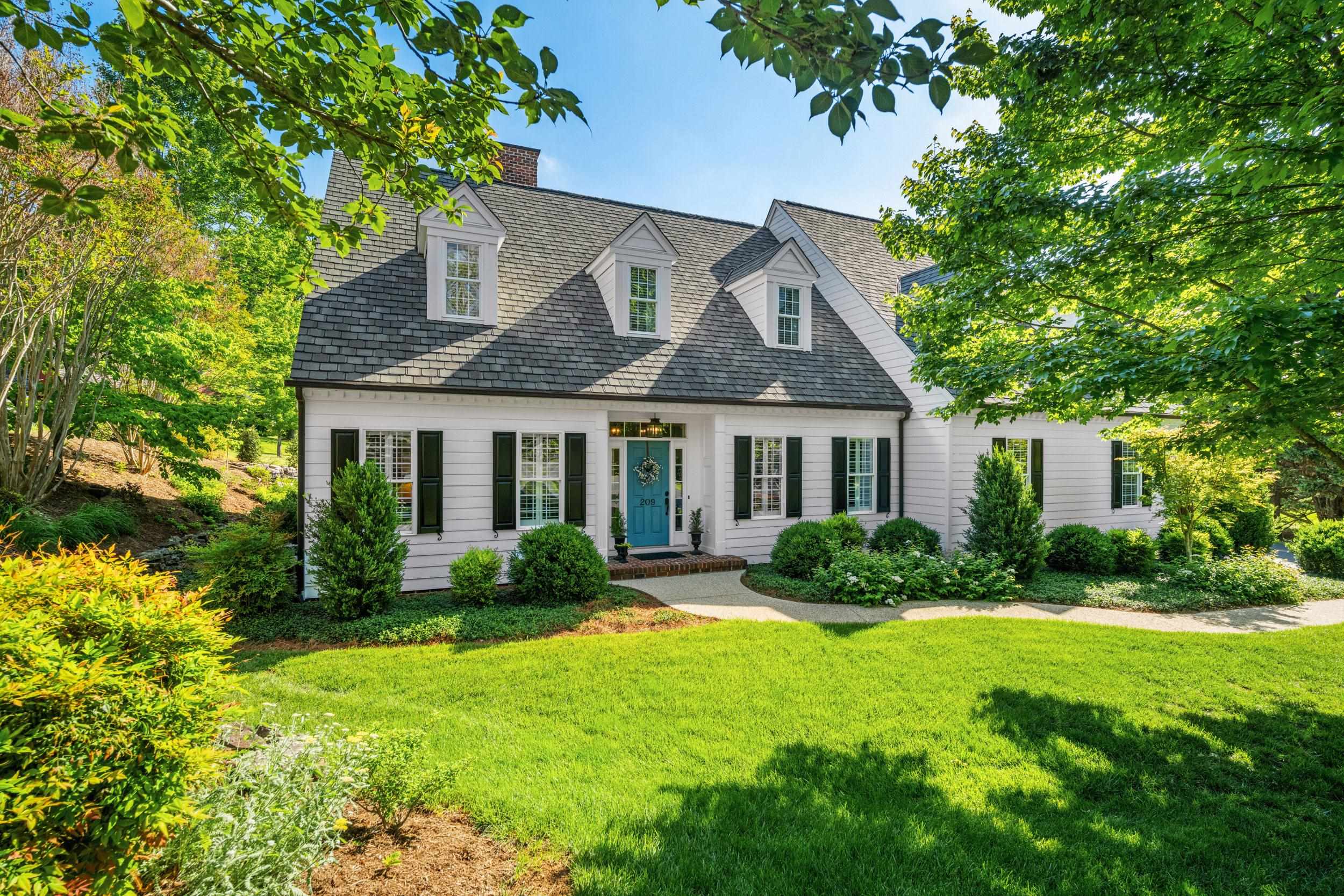 209 KINGS SQ, STAUNTON, Virginia 24401, 4 Bedrooms Bedrooms, ,2 BathroomsBathrooms,Residential,209 KINGS SQ,677137 MLS # 677137 209 KINGS SQ, STAUNTON, Virginia 24401, 4 Bedrooms Bedrooms, ,2 BathroomsBathrooms,Residential,209 KINGS SQ,677137 MLS # 677137