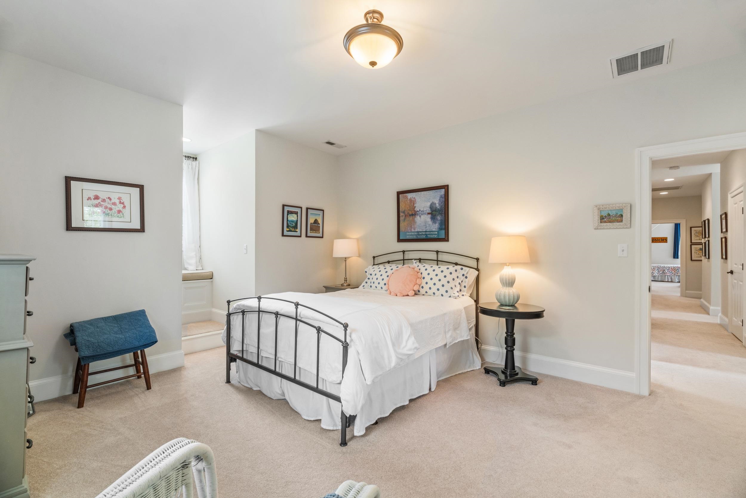 209 KINGS SQ, STAUNTON, Virginia 24401, 4 Bedrooms Bedrooms, ,2 BathroomsBathrooms,Residential,209 KINGS SQ,677137 MLS # 677137 209 KINGS SQ, STAUNTON, Virginia 24401, 4 Bedrooms Bedrooms, ,2 BathroomsBathrooms,Residential,209 KINGS SQ,677137 MLS # 677137
