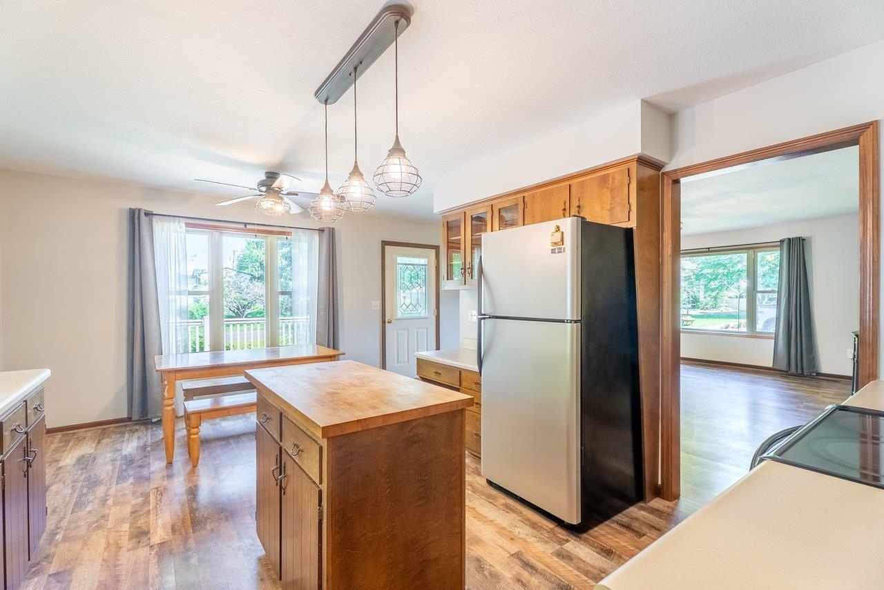 100 SPRUCE LN, BRIDGEWATER, Virginia 22812, 3 Bedrooms Bedrooms, ,1 BathroomBathrooms,Residential,100 SPRUCE LN,677142 MLS # 677142