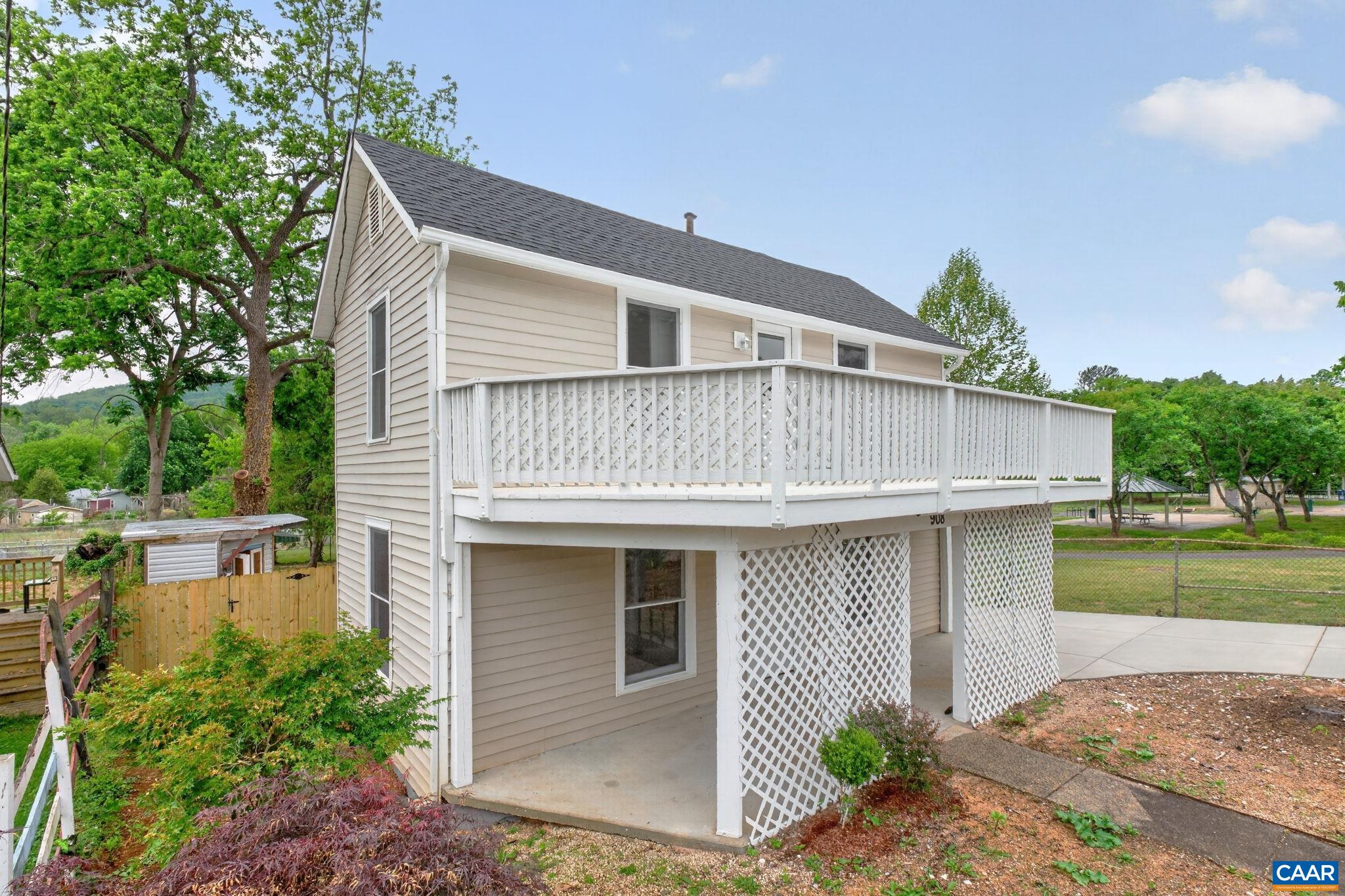 908 RIVES ST, CHARLOTTESVILLE, Virginia 22902, 3 Bedrooms Bedrooms, ,2 BathroomsBathrooms,Residential,908 RIVES ST,677146 MLS # 677146
