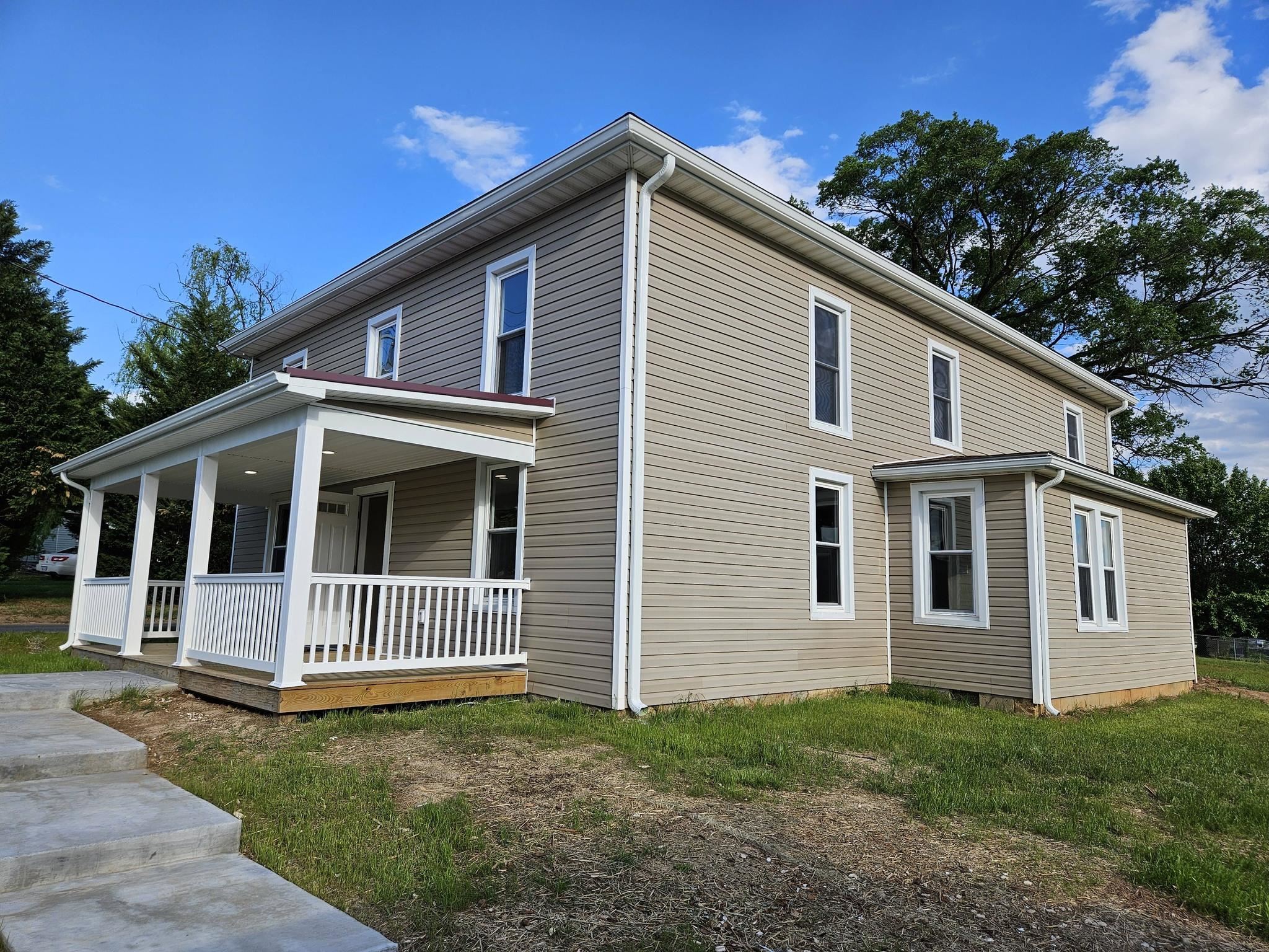 806 JUNIOR AVE, SHENANDOAH, Virginia 22849, 4 Bedrooms Bedrooms, ,3 BathroomsBathrooms,Residential,806 JUNIOR AVE,677152 MLS # 677152