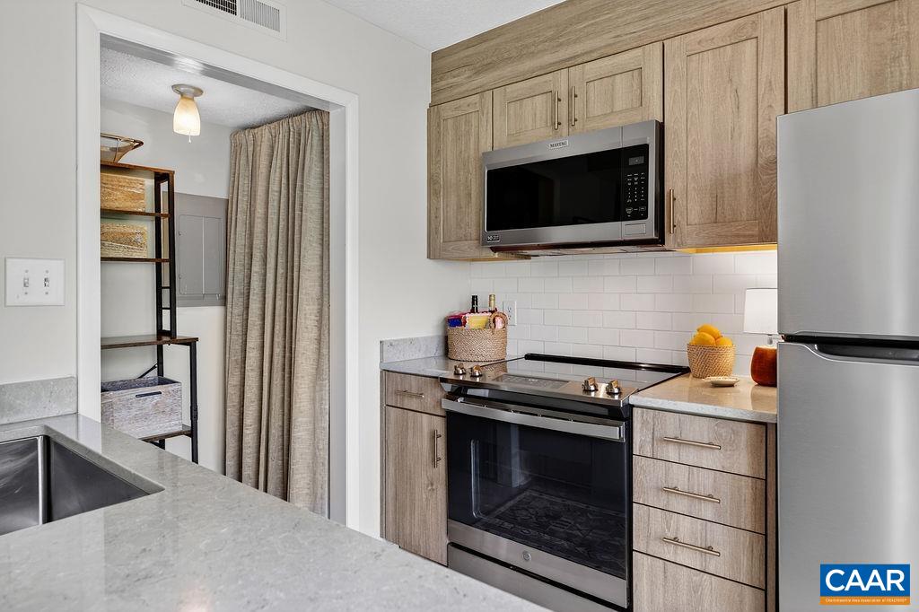 777 LAURELWOOD CONDOS, WINTERGREEN RESORT, Virginia 22967, 2 Bedrooms Bedrooms, ,2 BathroomsBathrooms,Residential,777 LAURELWOOD CONDOS,677153 MLS # 677153