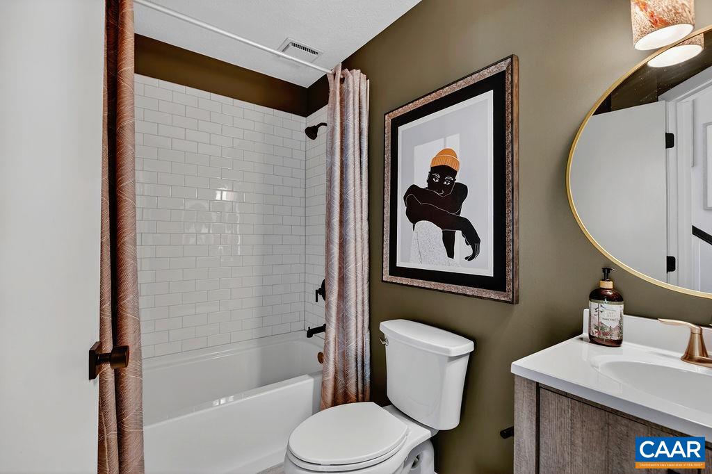Full bathroom on the main level